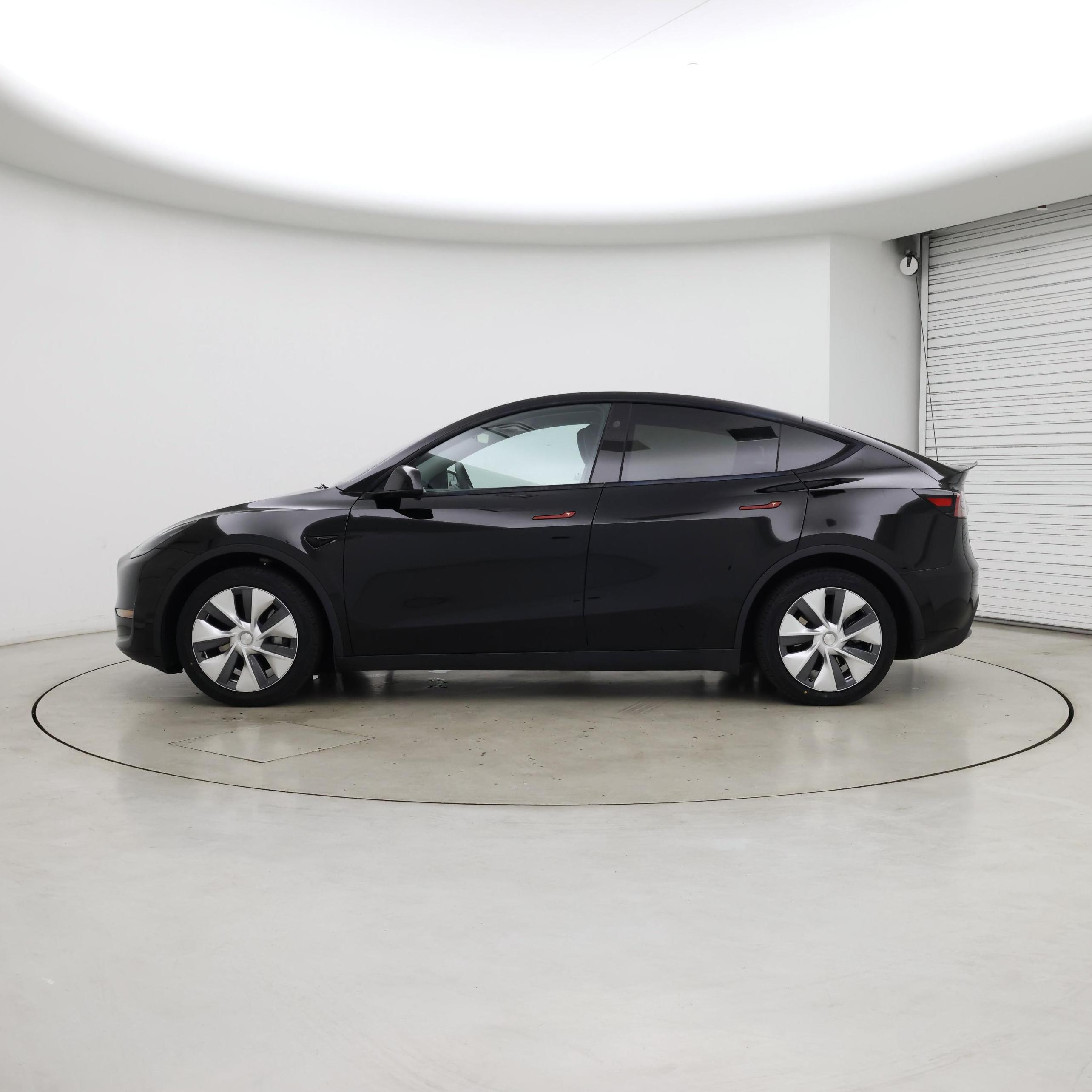 Thumbnail: 2023 Tesla Model Y - 3