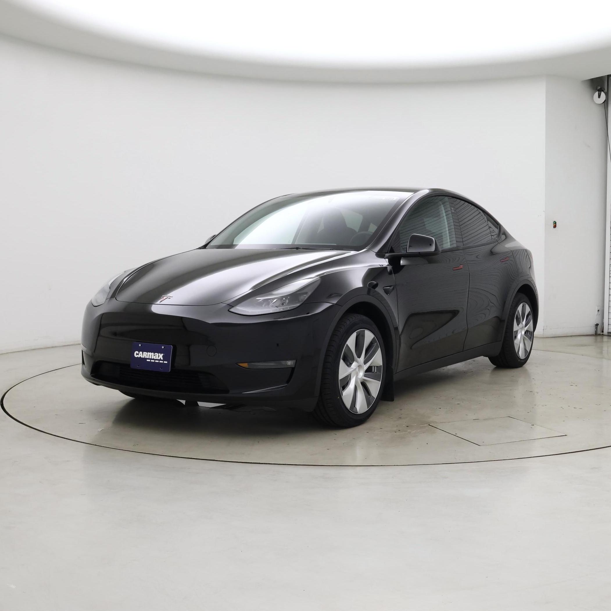 Thumbnail: 2023 Tesla Model Y - 4