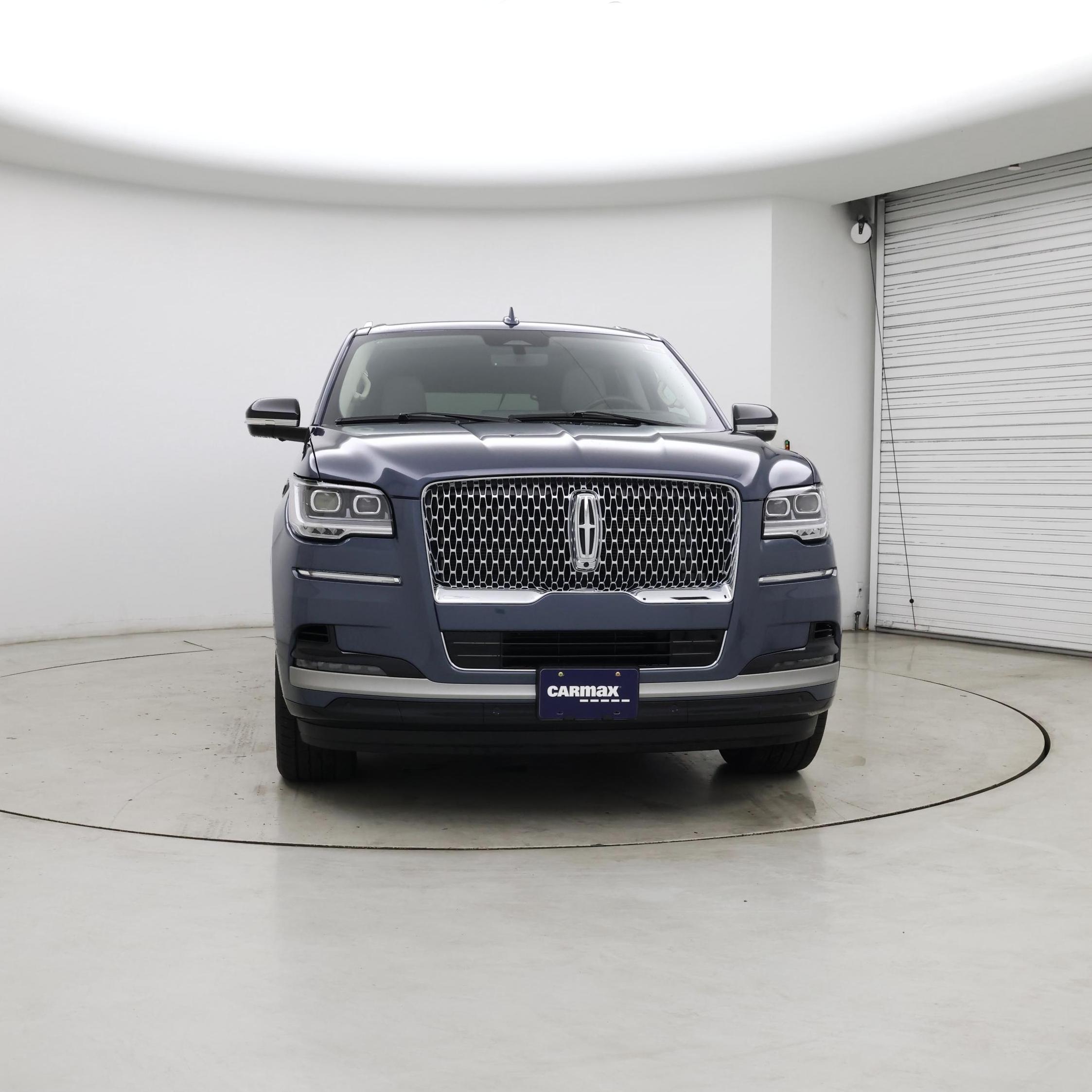 Thumbnail: 2023 Lincoln Navigator - 5