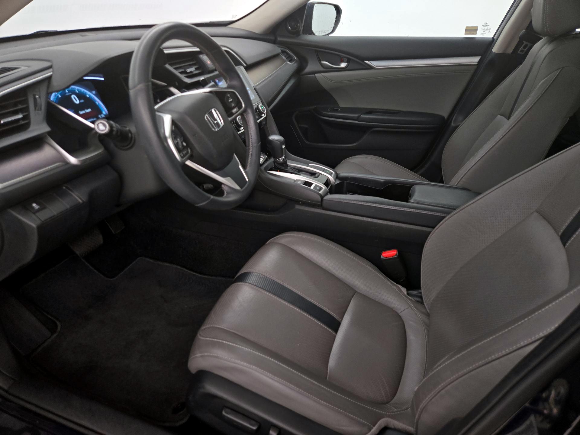 Thumbnail: 2016 Honda Civic - 11
