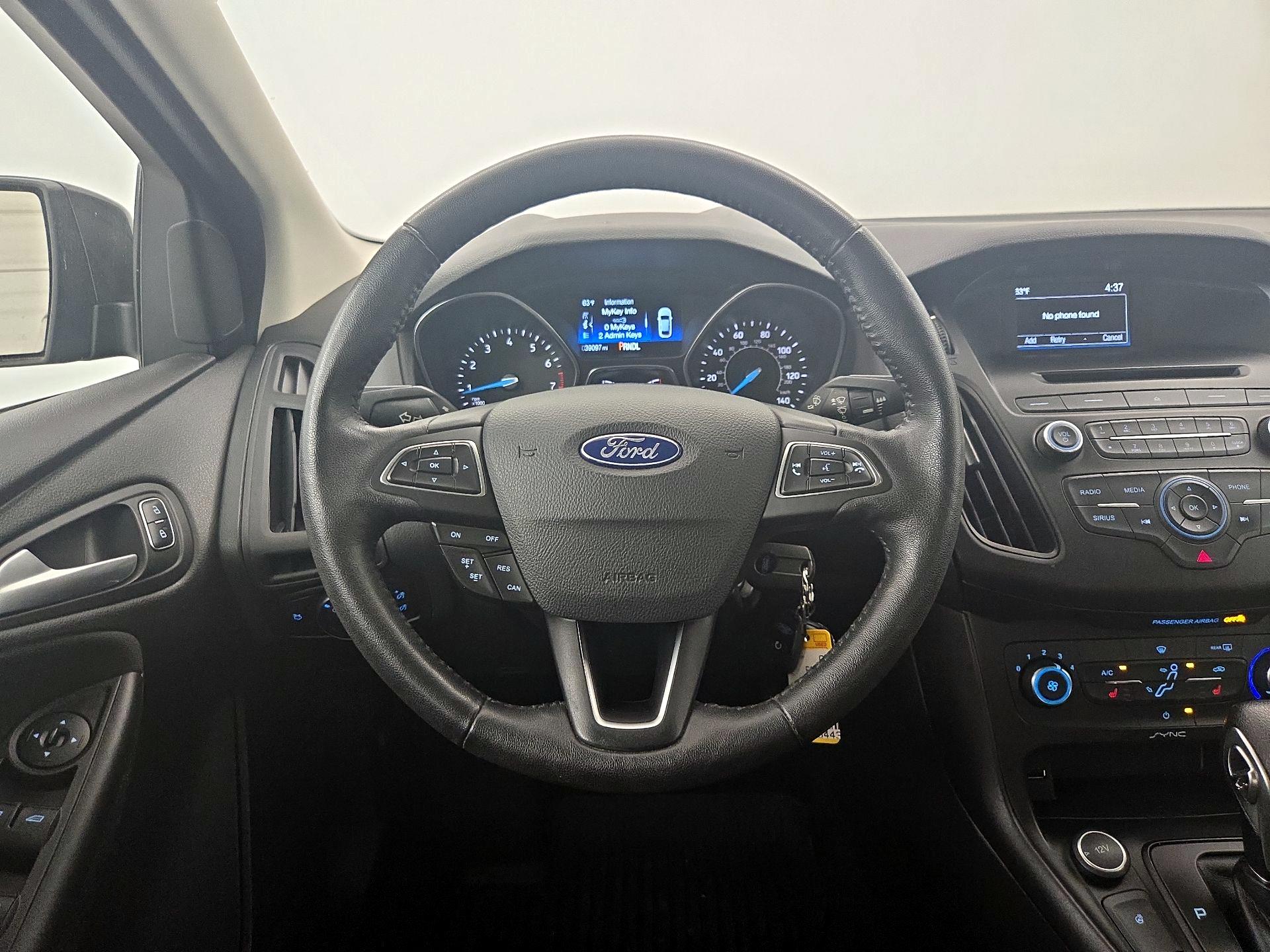 Thumbnail: 2017 Ford Focus - 10