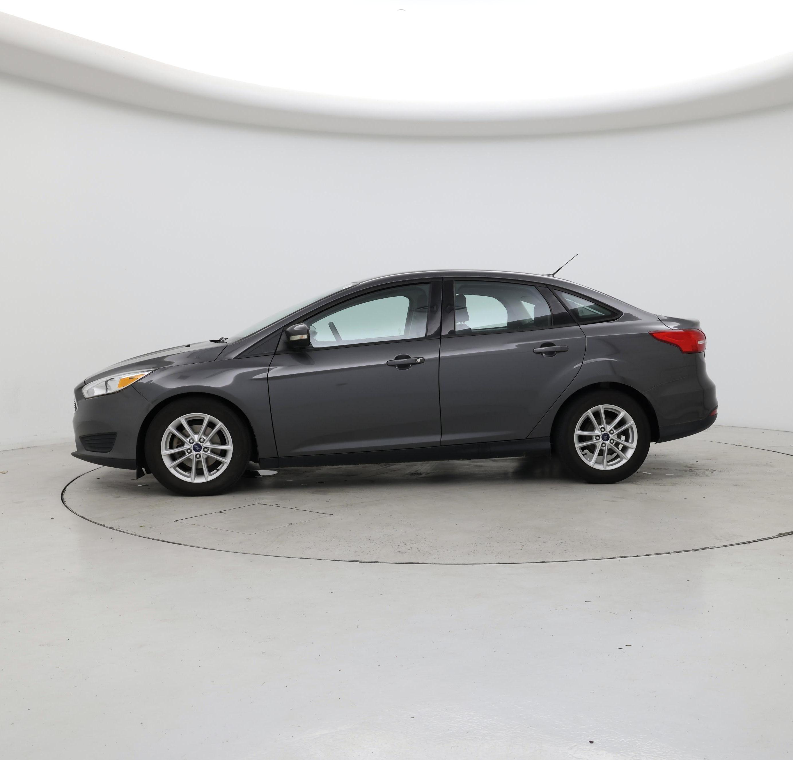 Thumbnail: 2017 Ford Focus - 3