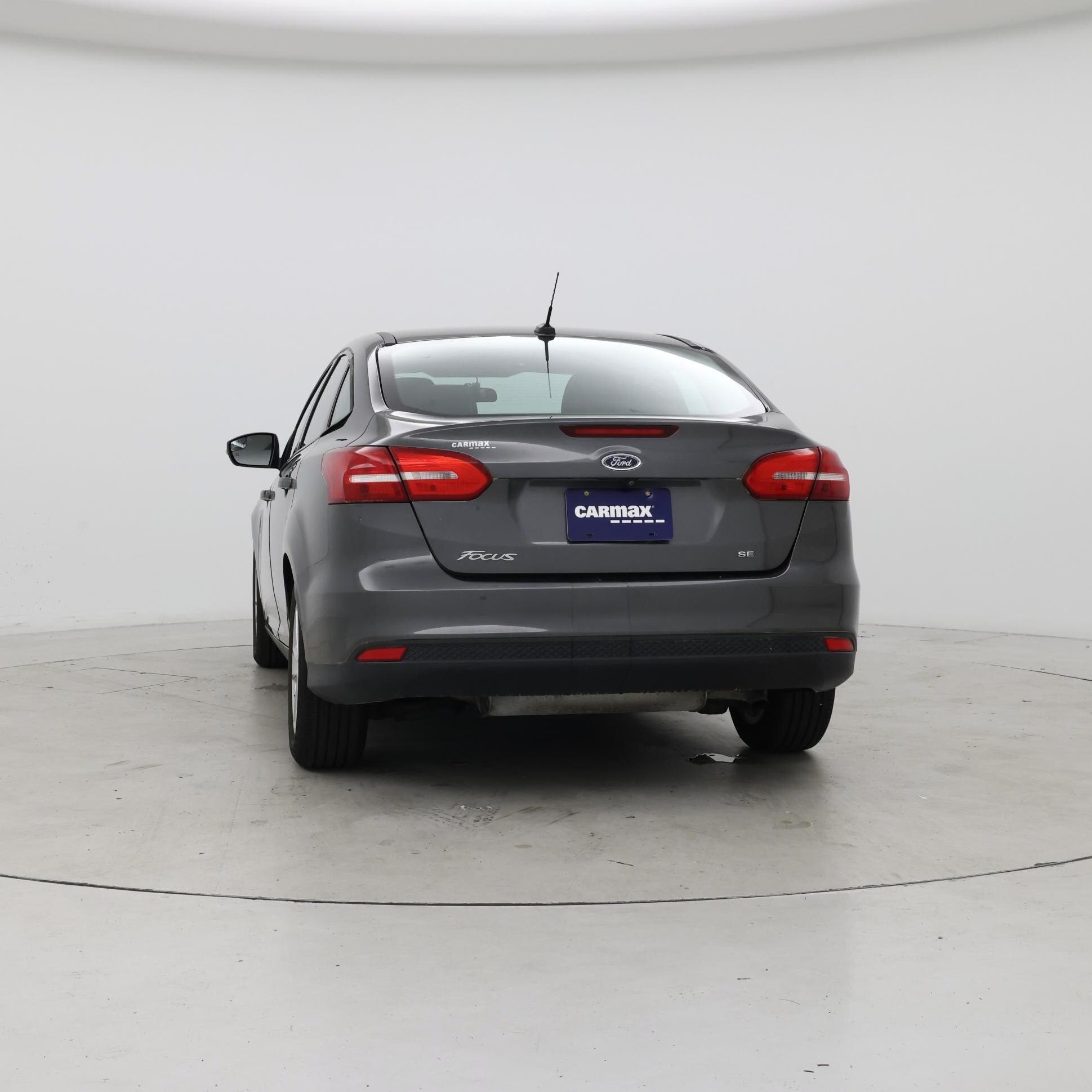 Thumbnail: 2017 Ford Focus - 6