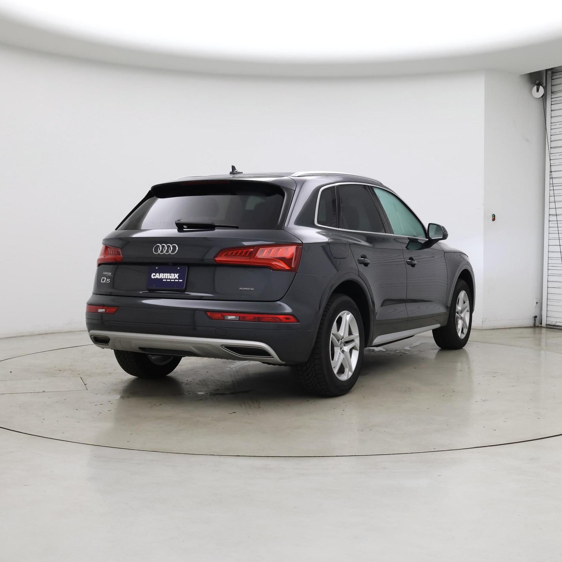 Thumbnail: 2019 Audi Q5 - 8