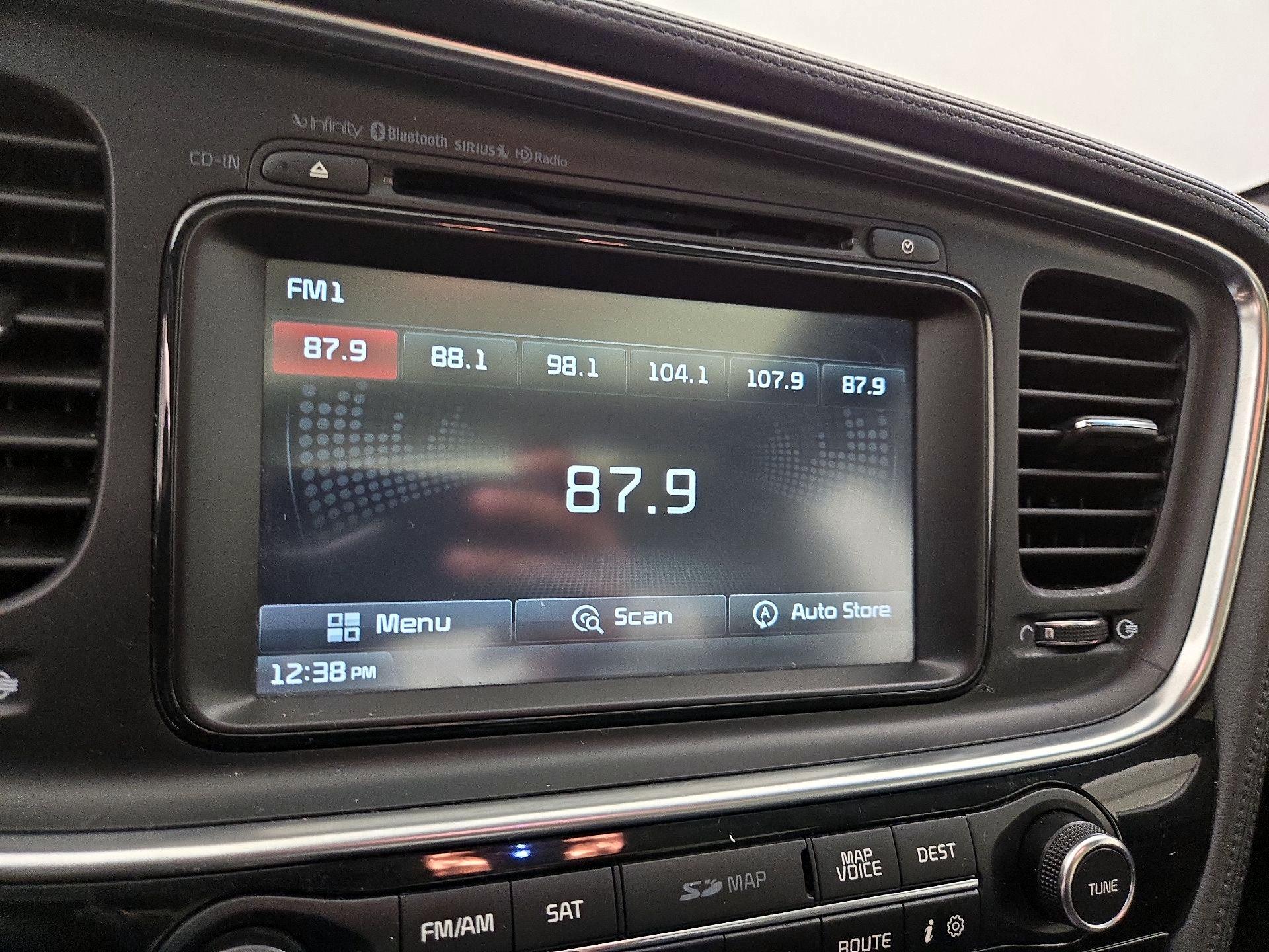 Thumbnail: 2014 Kia Optima - 16