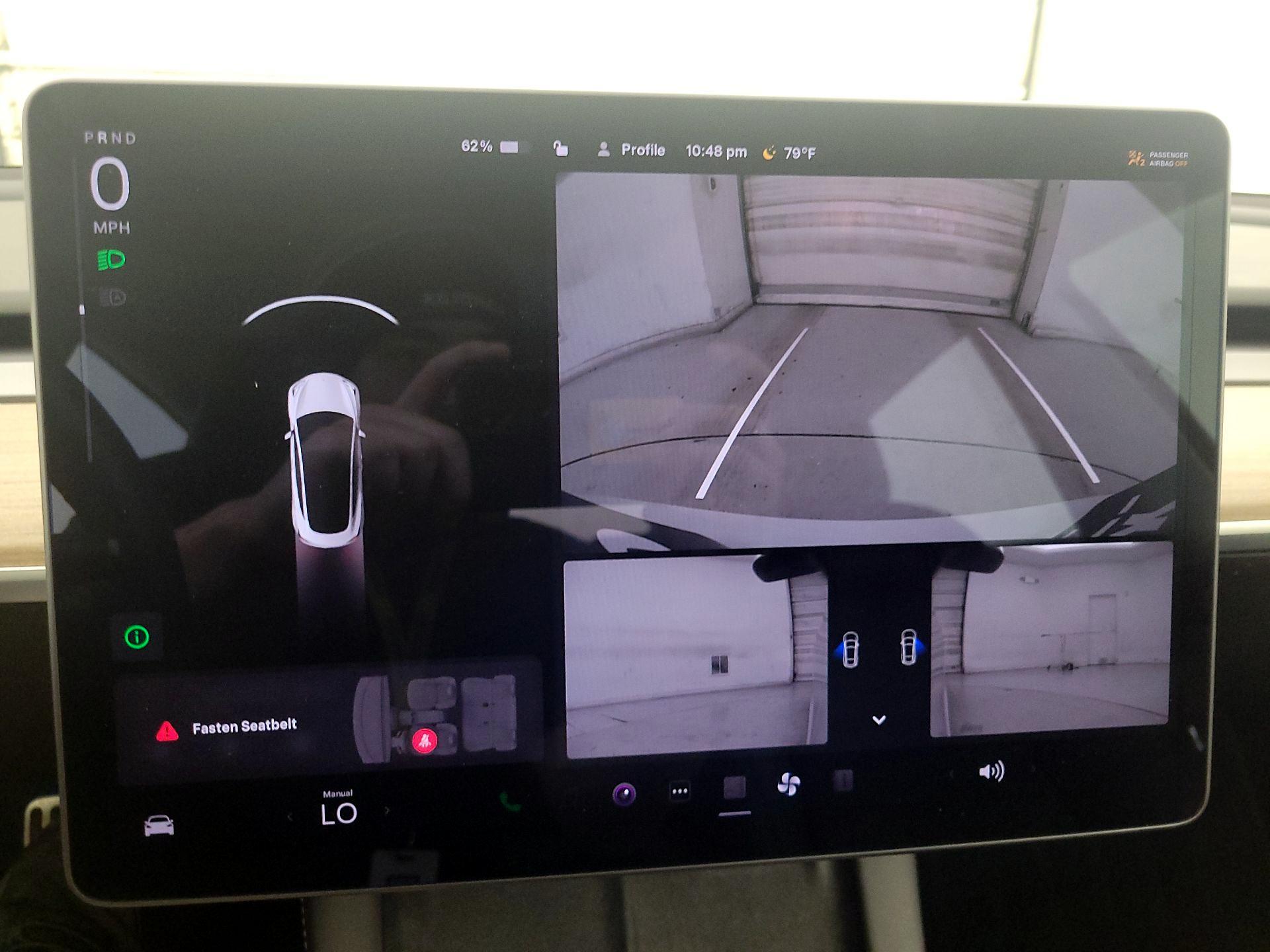 Thumbnail: 2022 Tesla Model 3 - 14