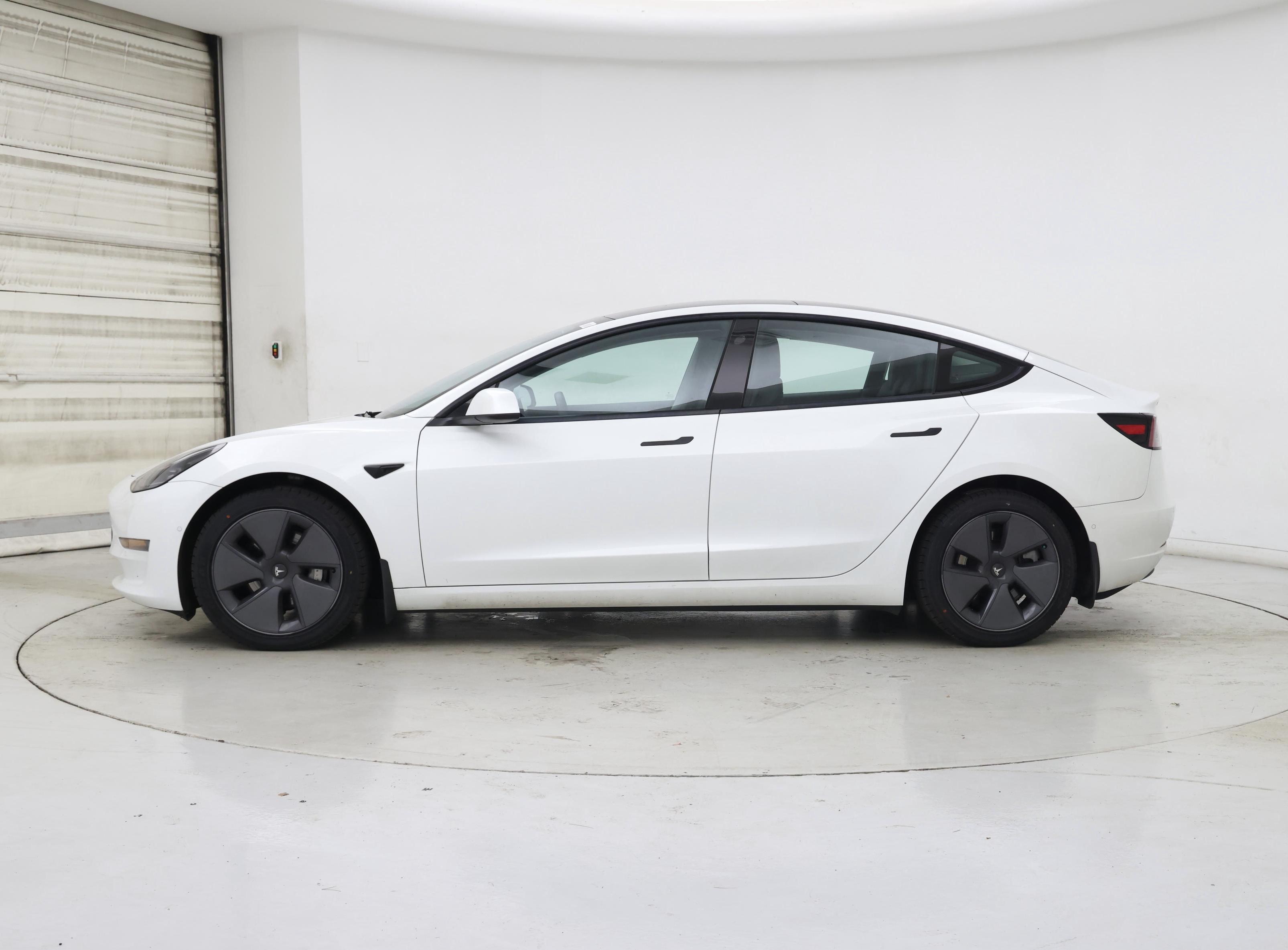 Thumbnail: 2022 Tesla Model 3 - 3