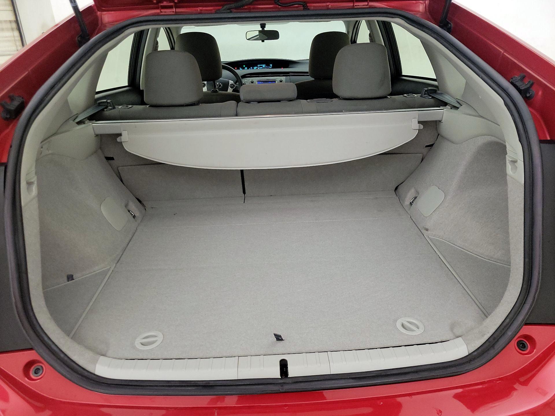 Thumbnail: 2014 Toyota Prius - 20