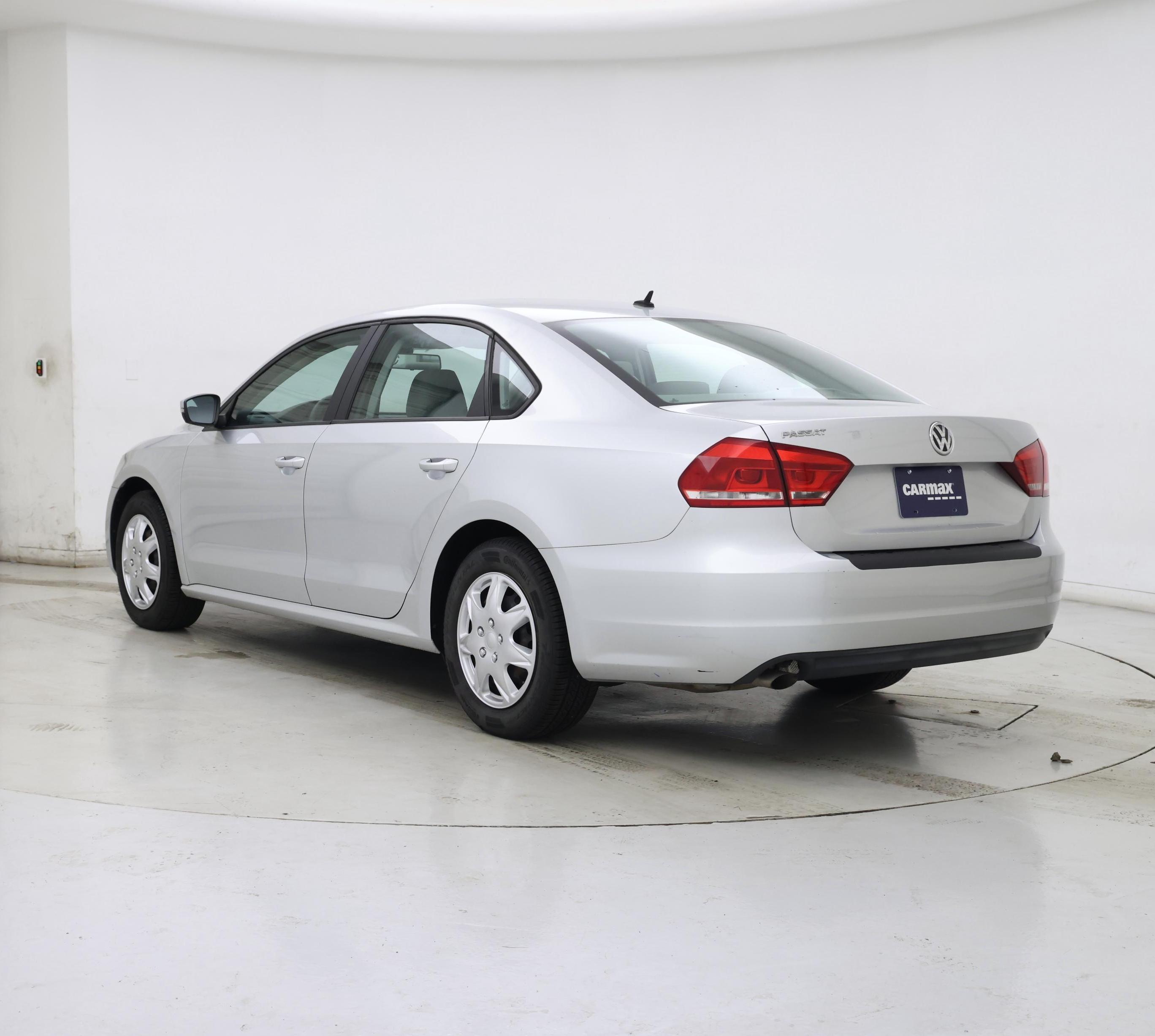 Thumbnail: 2014 Volkswagen Passat - 2
