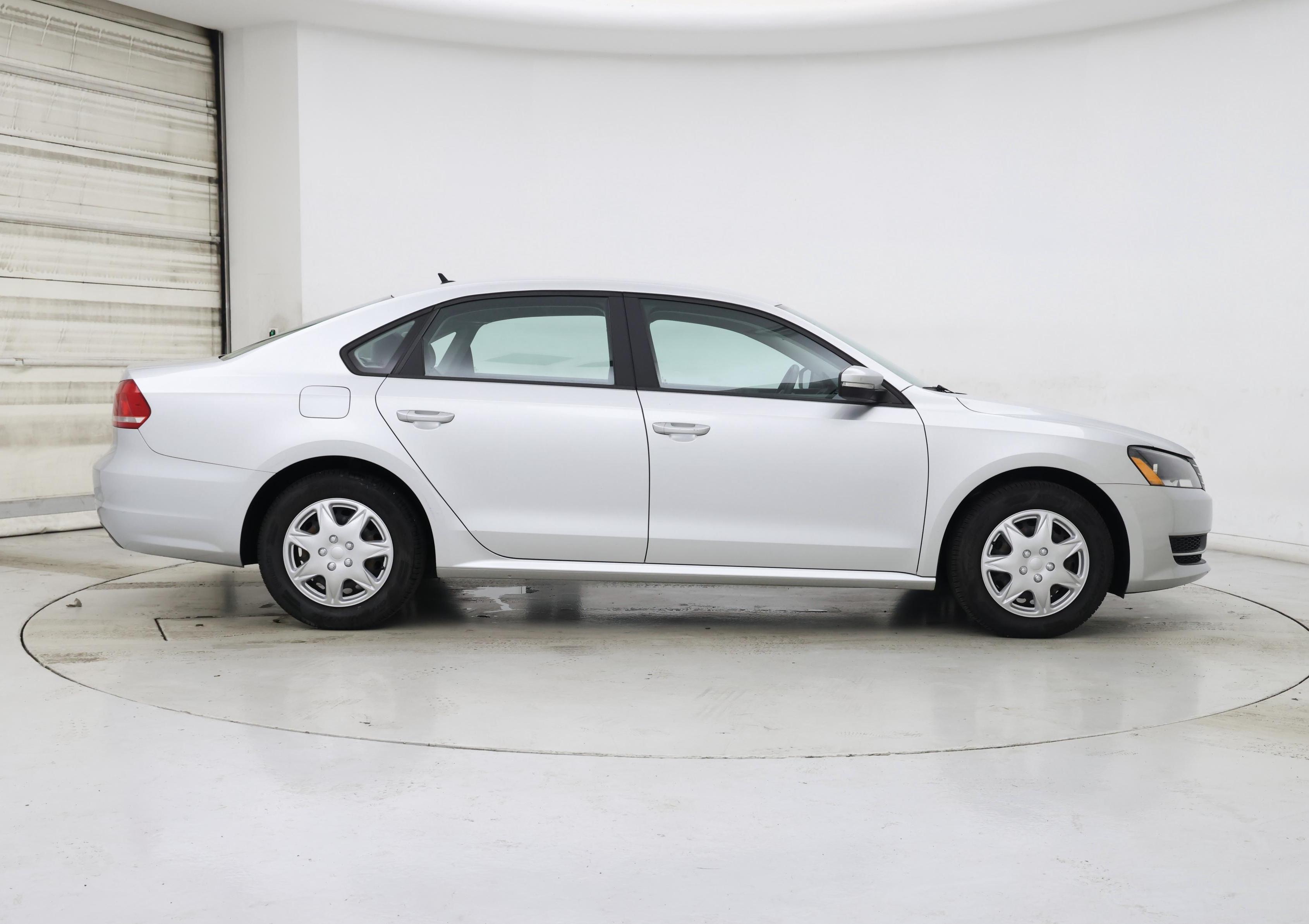 Thumbnail: 2014 Volkswagen Passat - 7