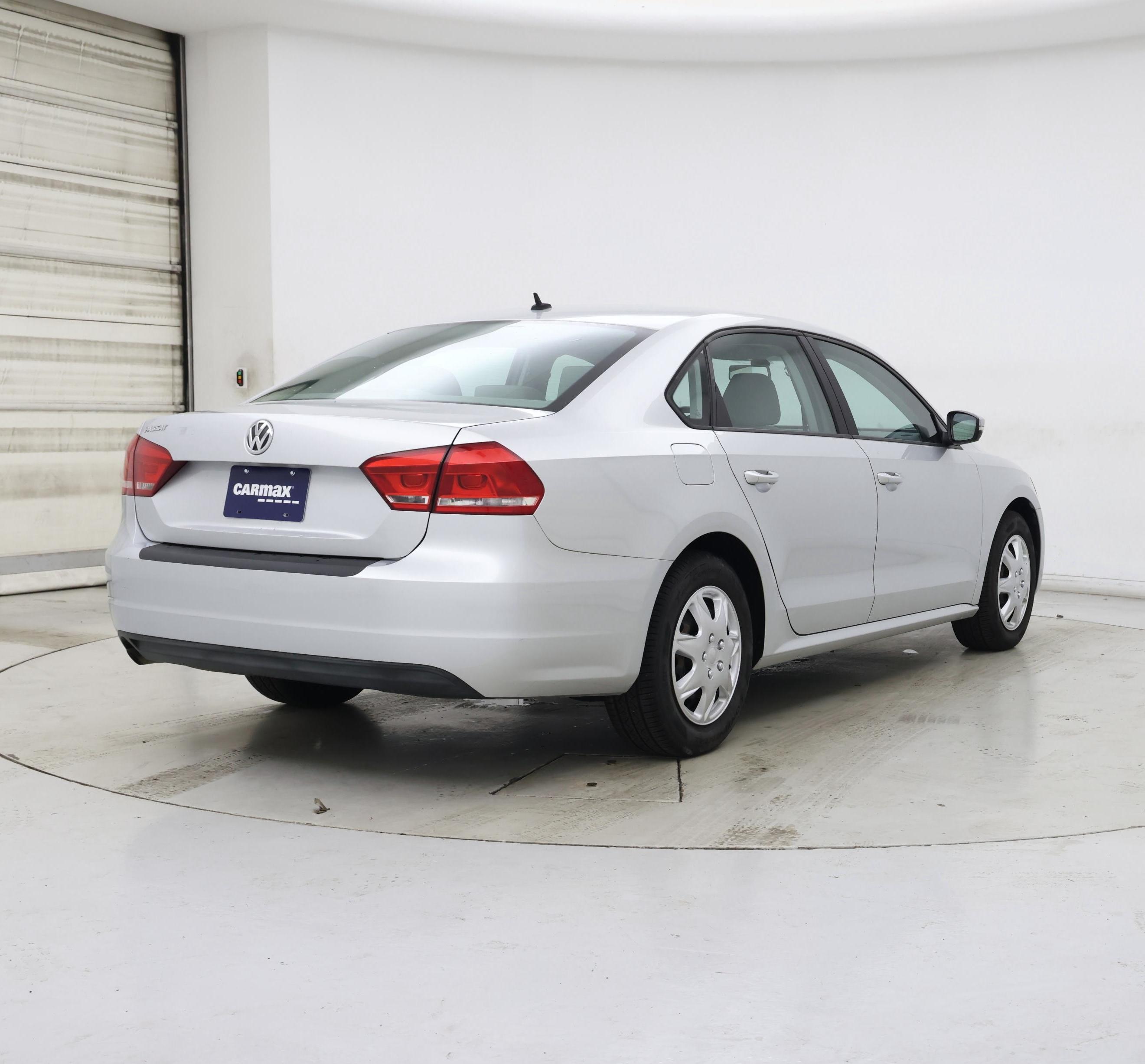 Thumbnail: 2014 Volkswagen Passat - 8