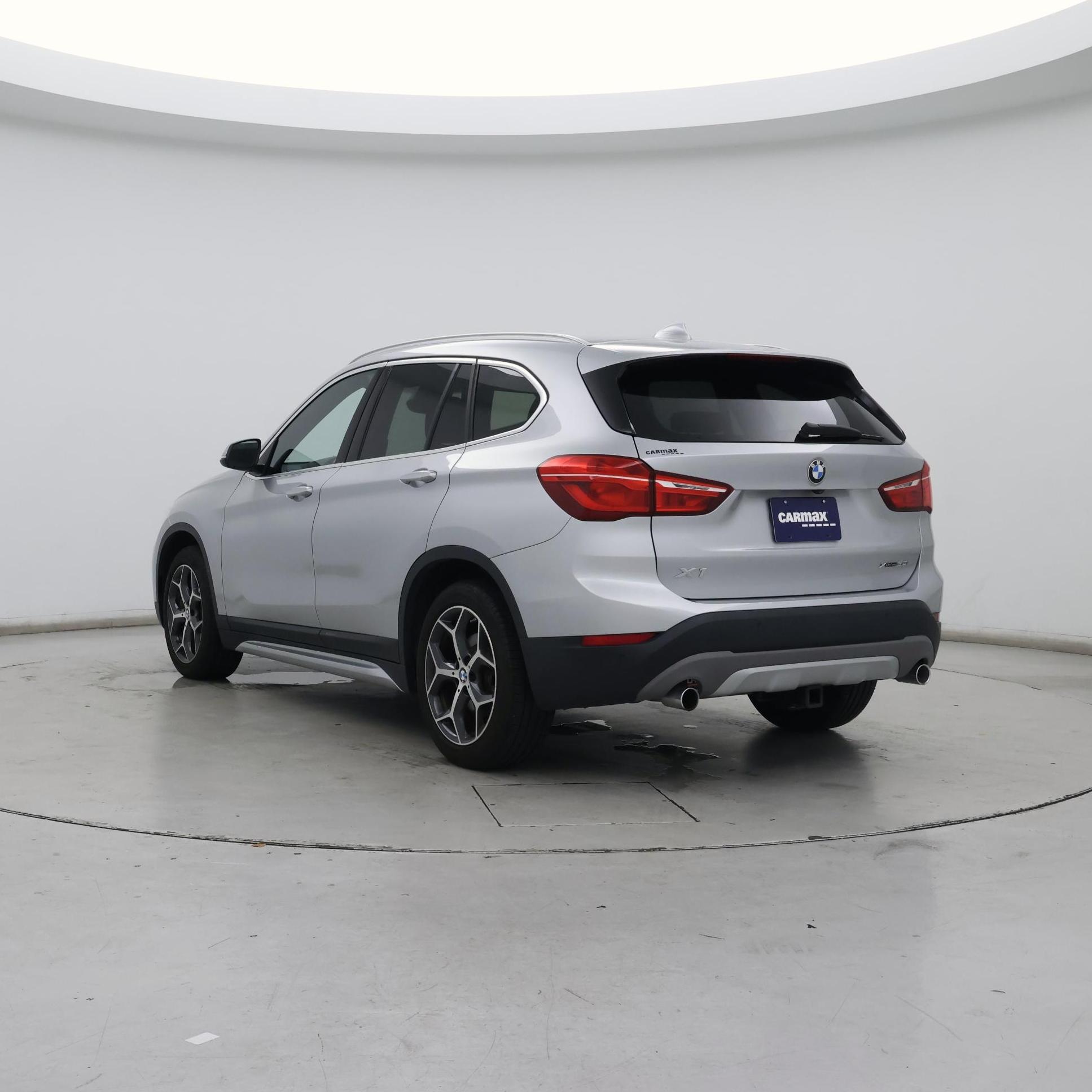 Thumbnail: 2019 BMW X1 - 2