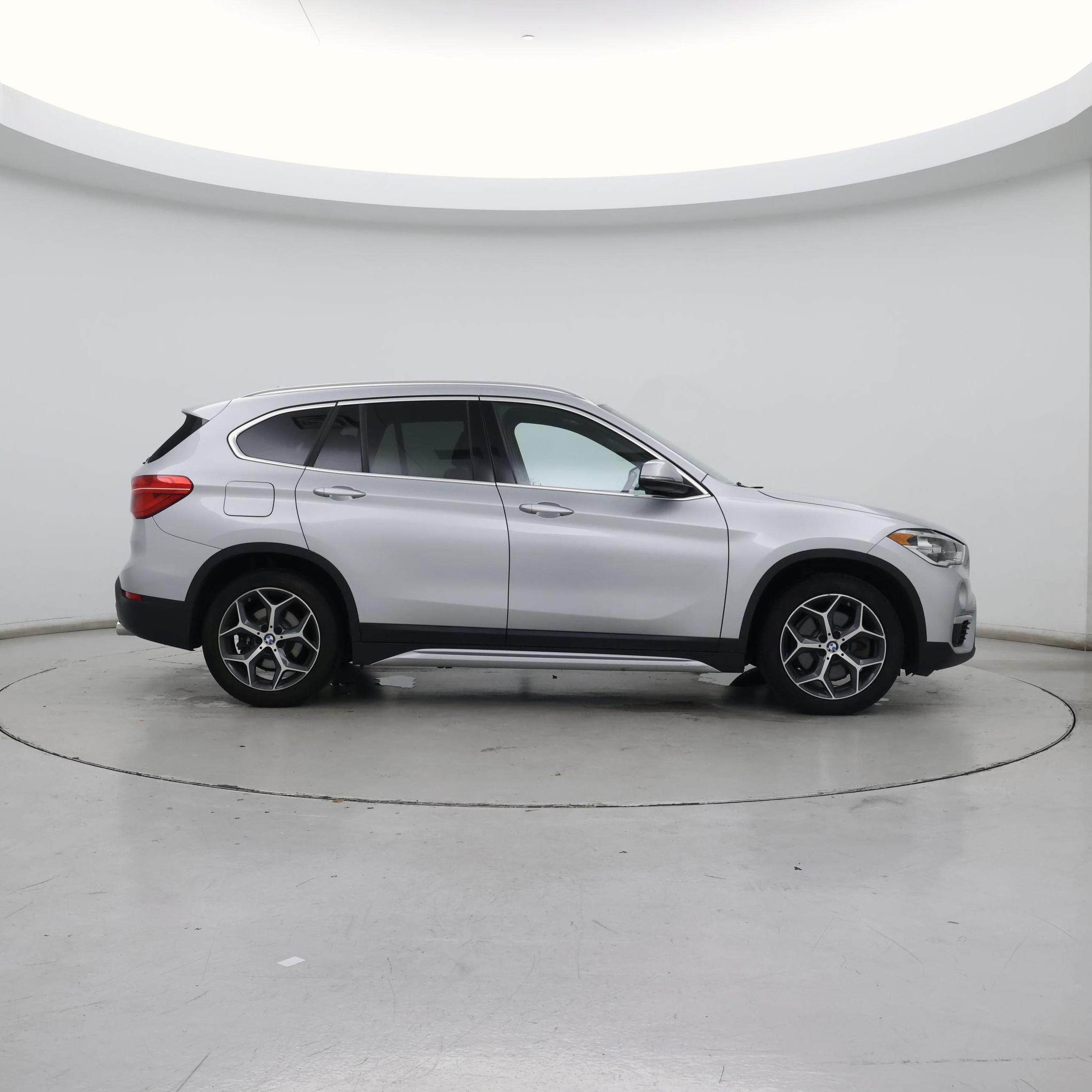 Thumbnail: 2019 BMW X1 - 7