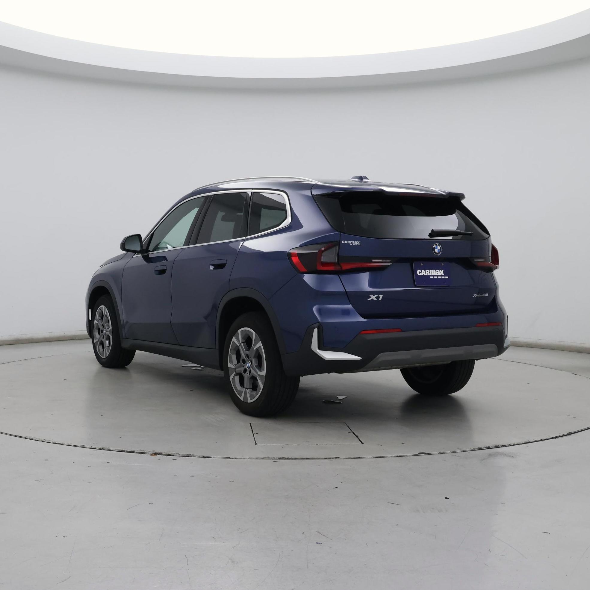 Thumbnail: 2023 BMW X1 - 2