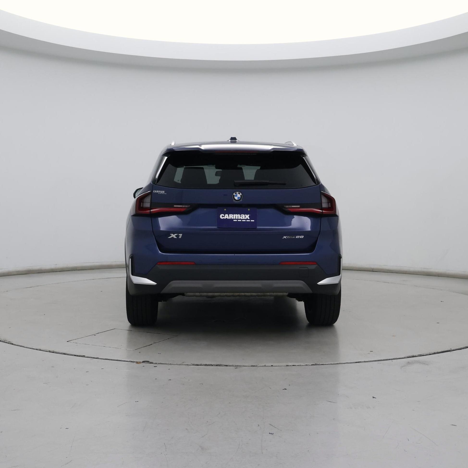 Thumbnail: 2023 BMW X1 - 6