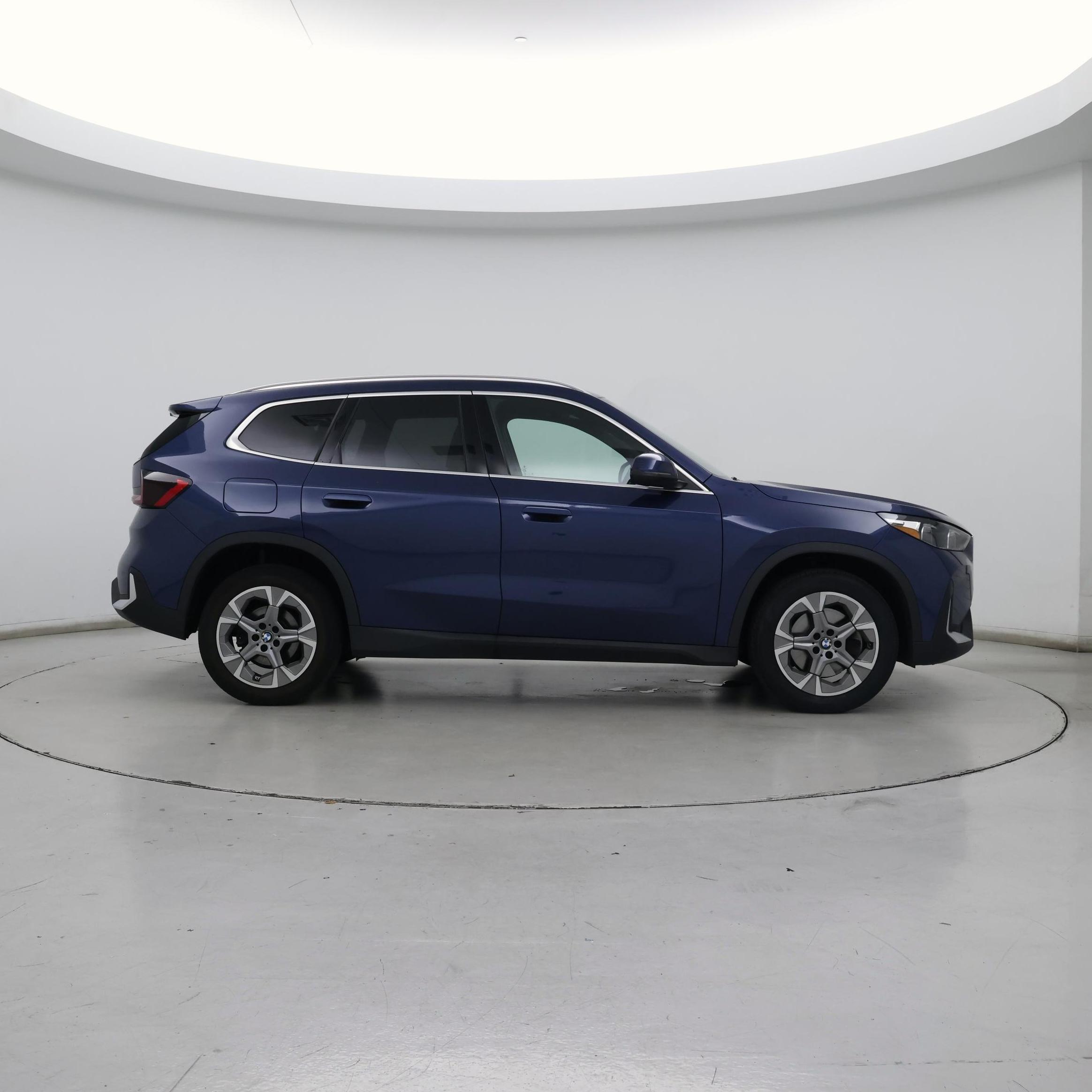 Thumbnail: 2023 BMW X1 - 7