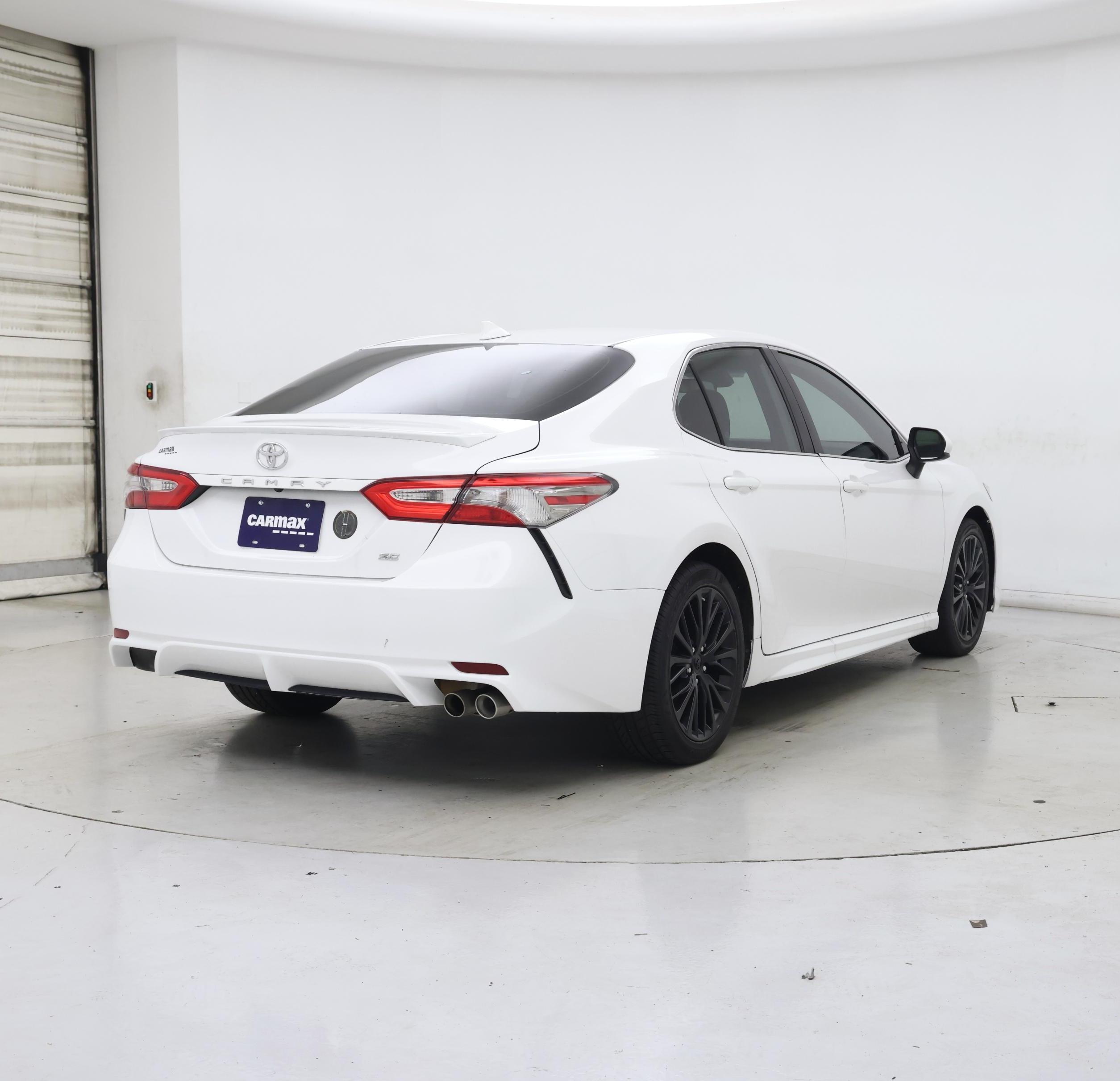 Thumbnail: 2019 Toyota Camry - 8