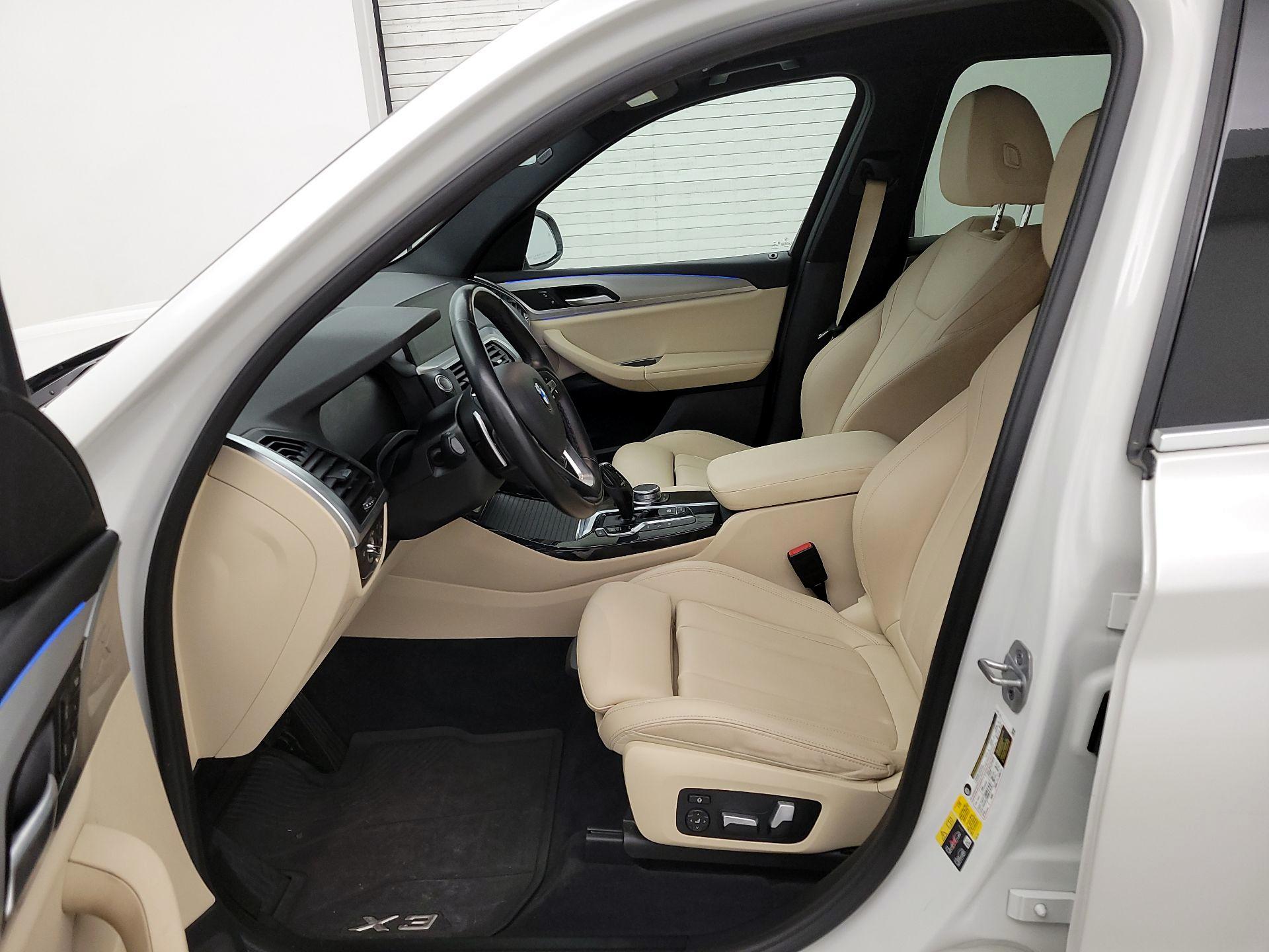 Thumbnail: 2021 BMW X3 - 11