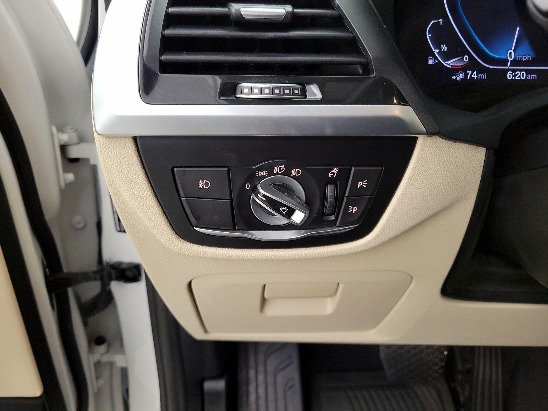 Thumbnail: 2021 BMW X3 - 13