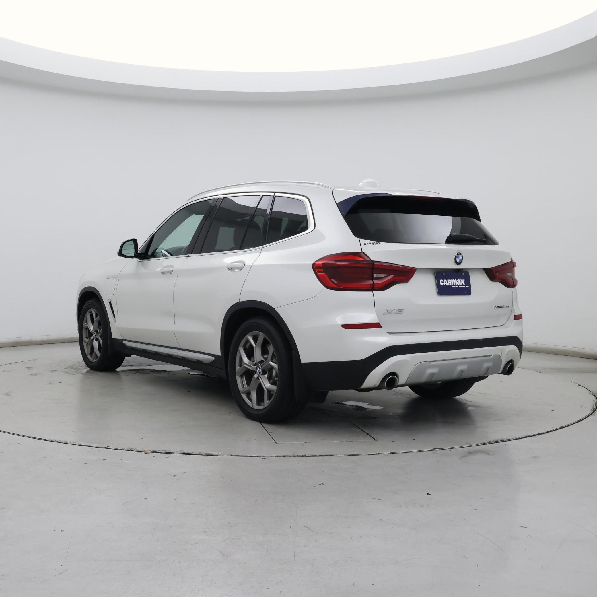 Thumbnail: 2021 BMW X3 - 2
