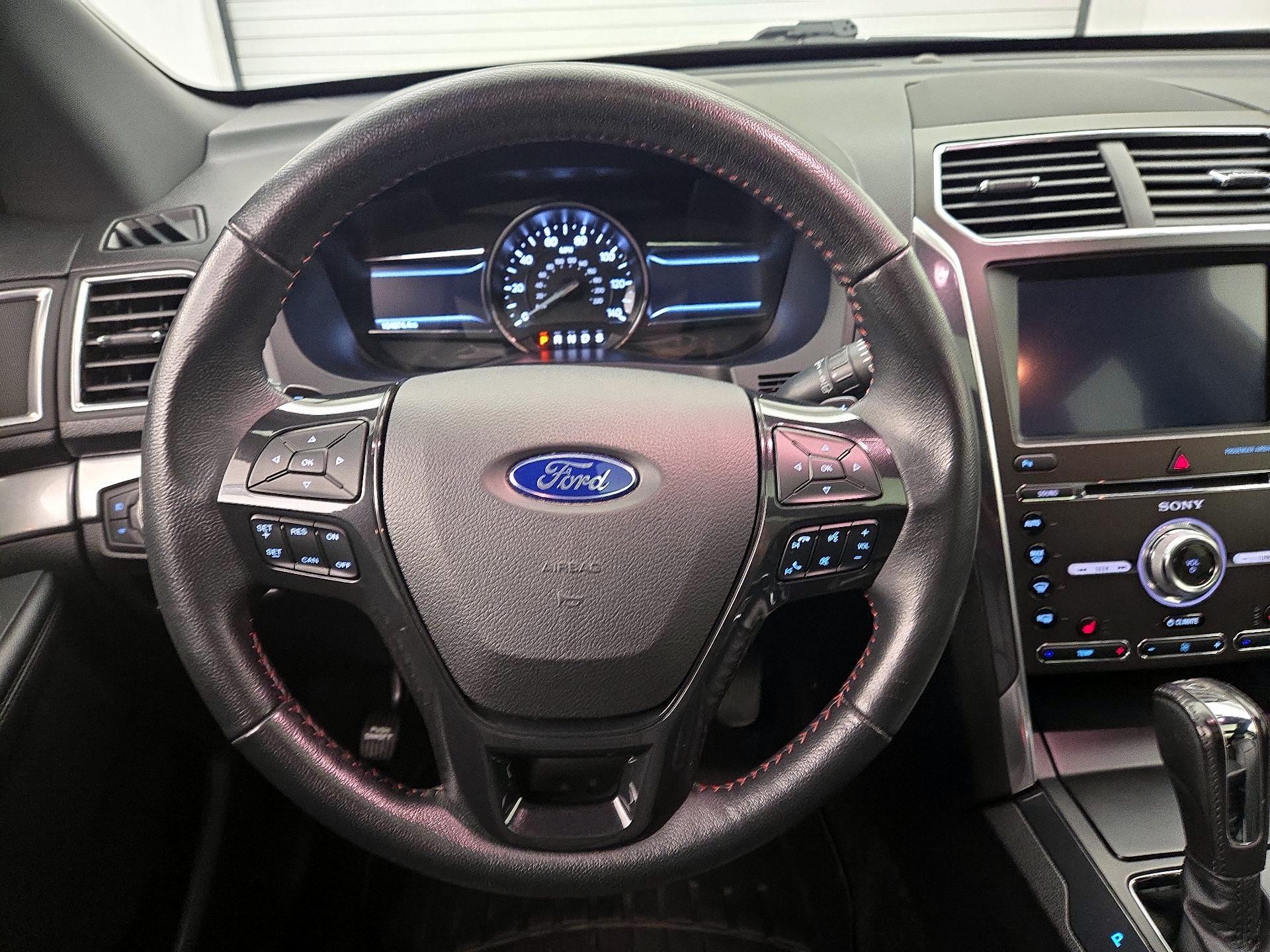 Thumbnail: 2018 Ford Explorer - 10