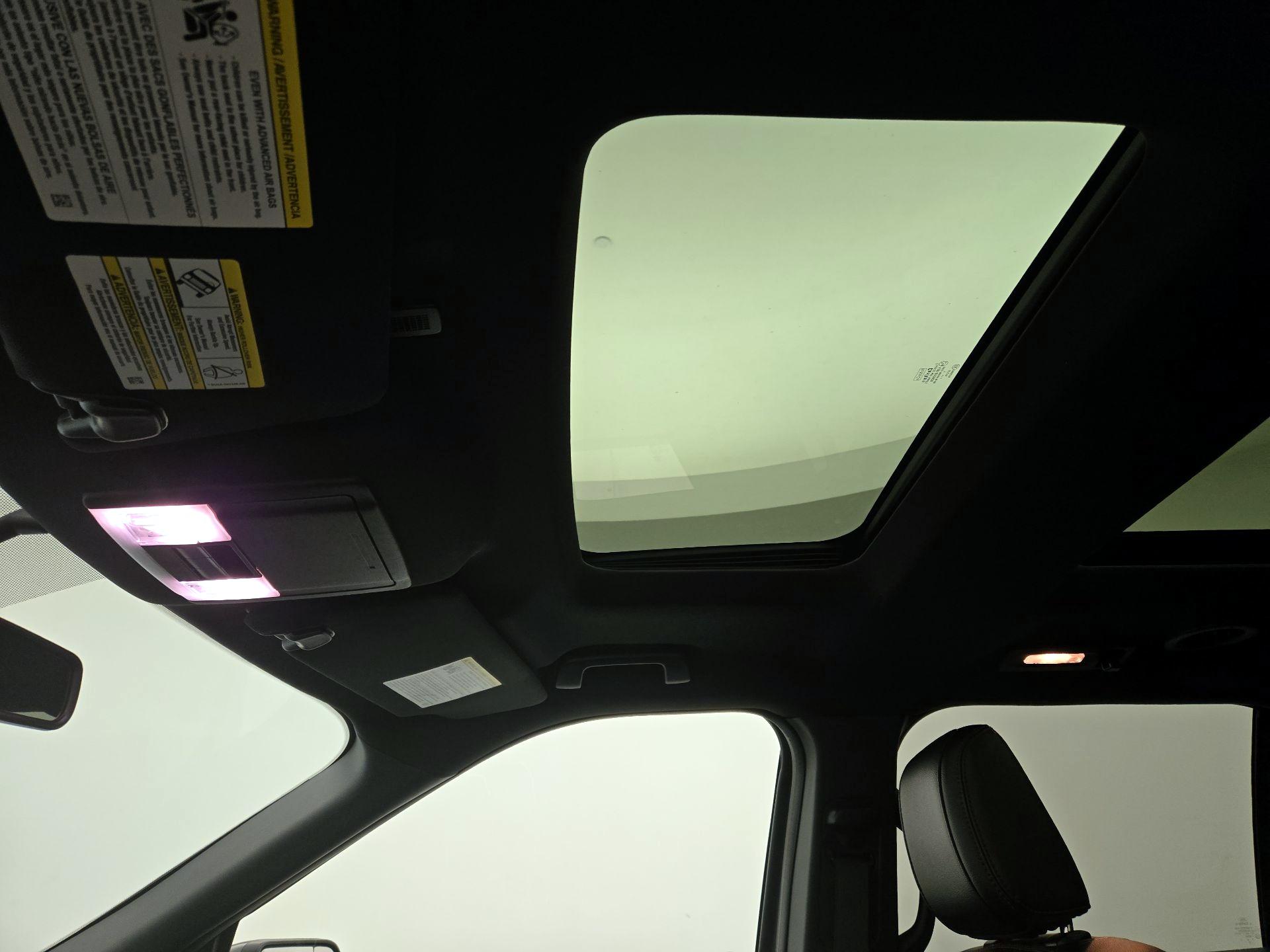Thumbnail: 2018 Ford Explorer - 20
