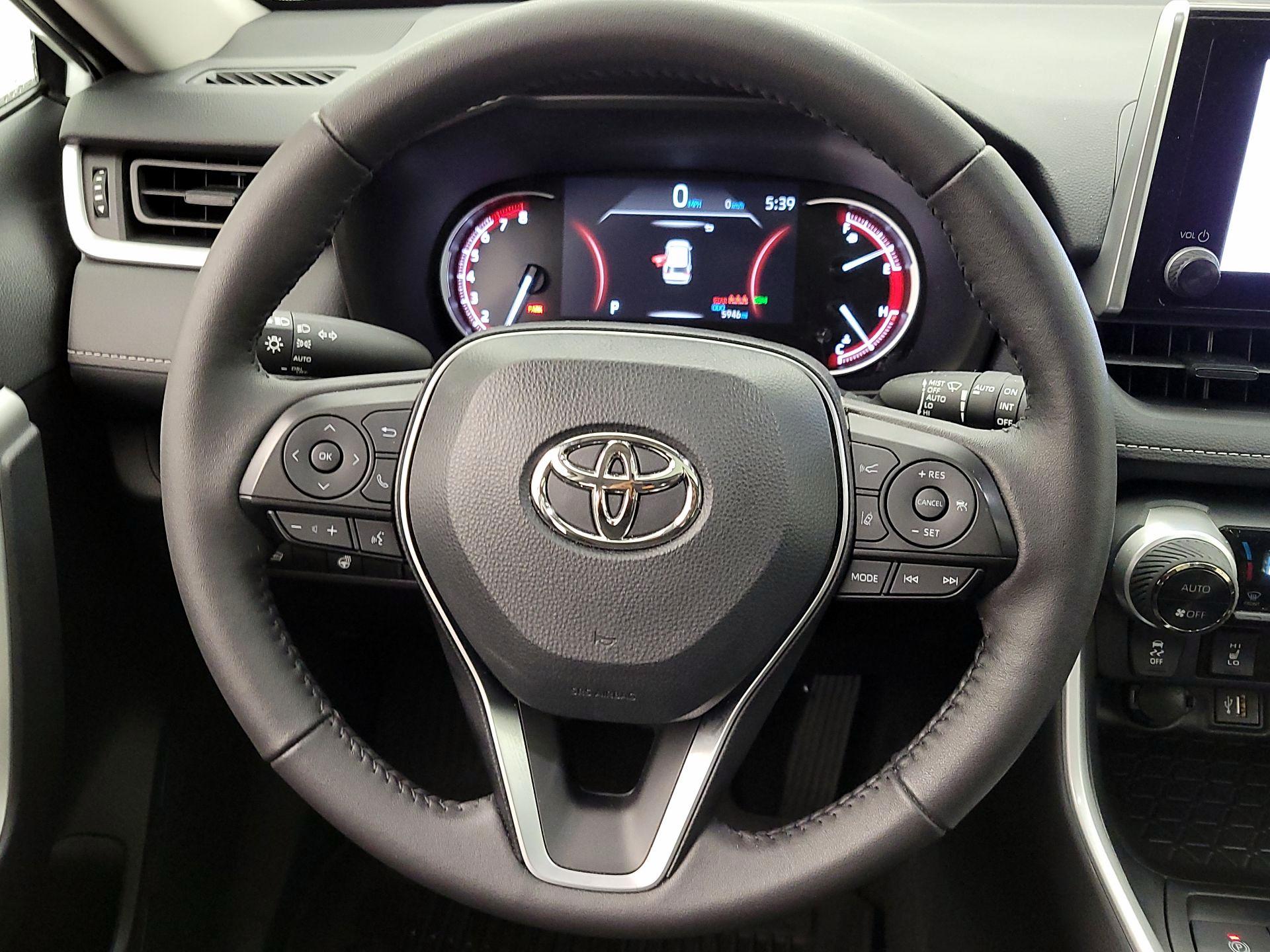 Thumbnail: 2024 Toyota RAV4 - 10
