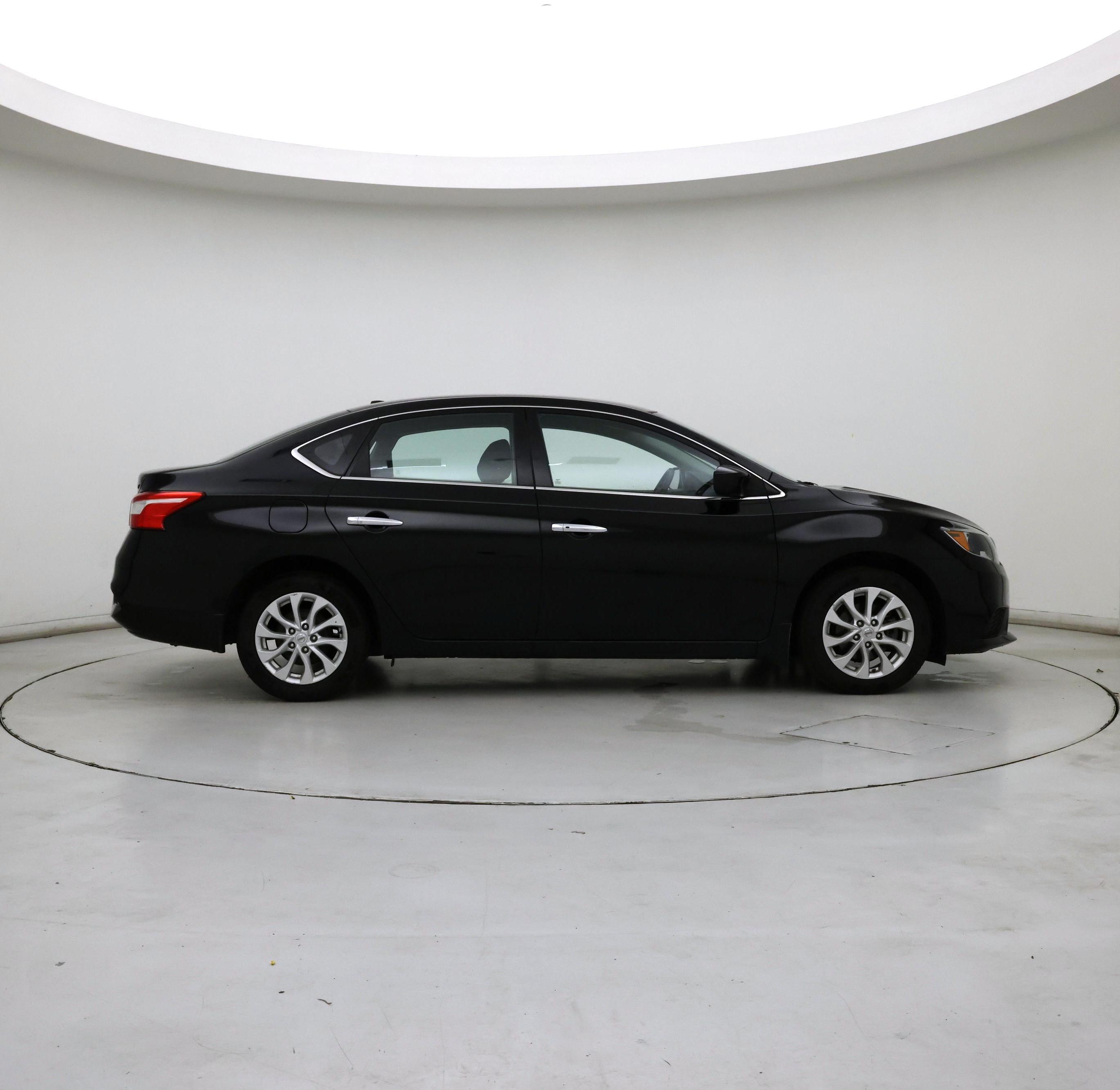 Thumbnail: 2018 Nissan Sentra - 7