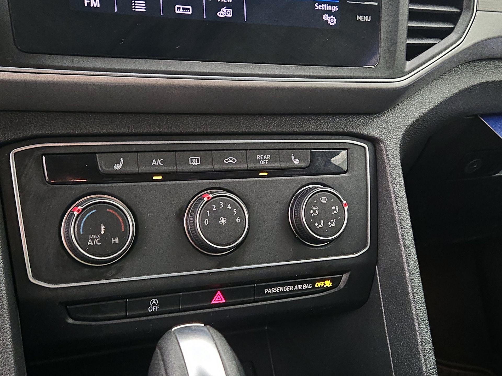 Thumbnail: 2018 Volkswagen Atlas - 16