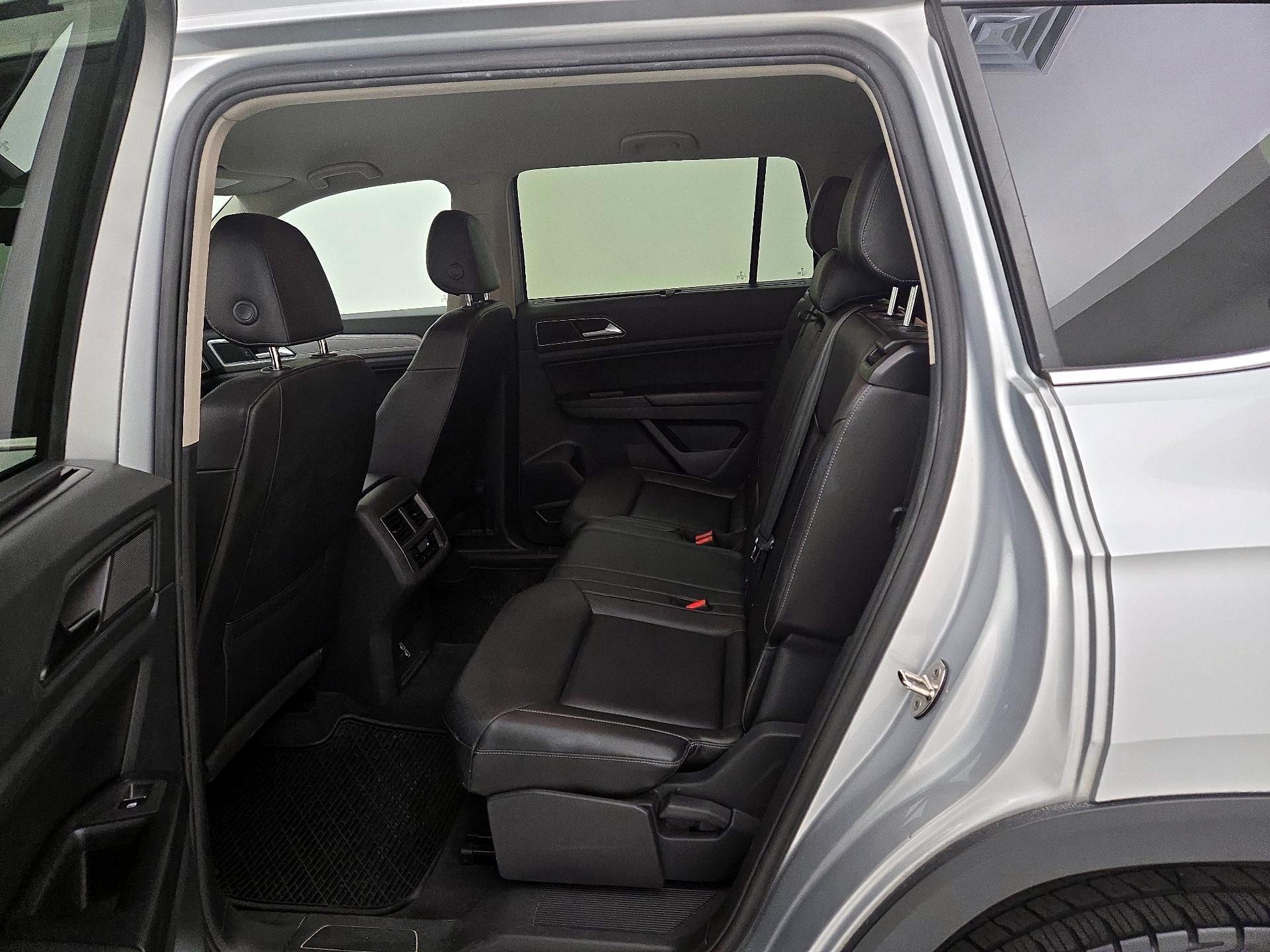 Thumbnail: 2018 Volkswagen Atlas - 18