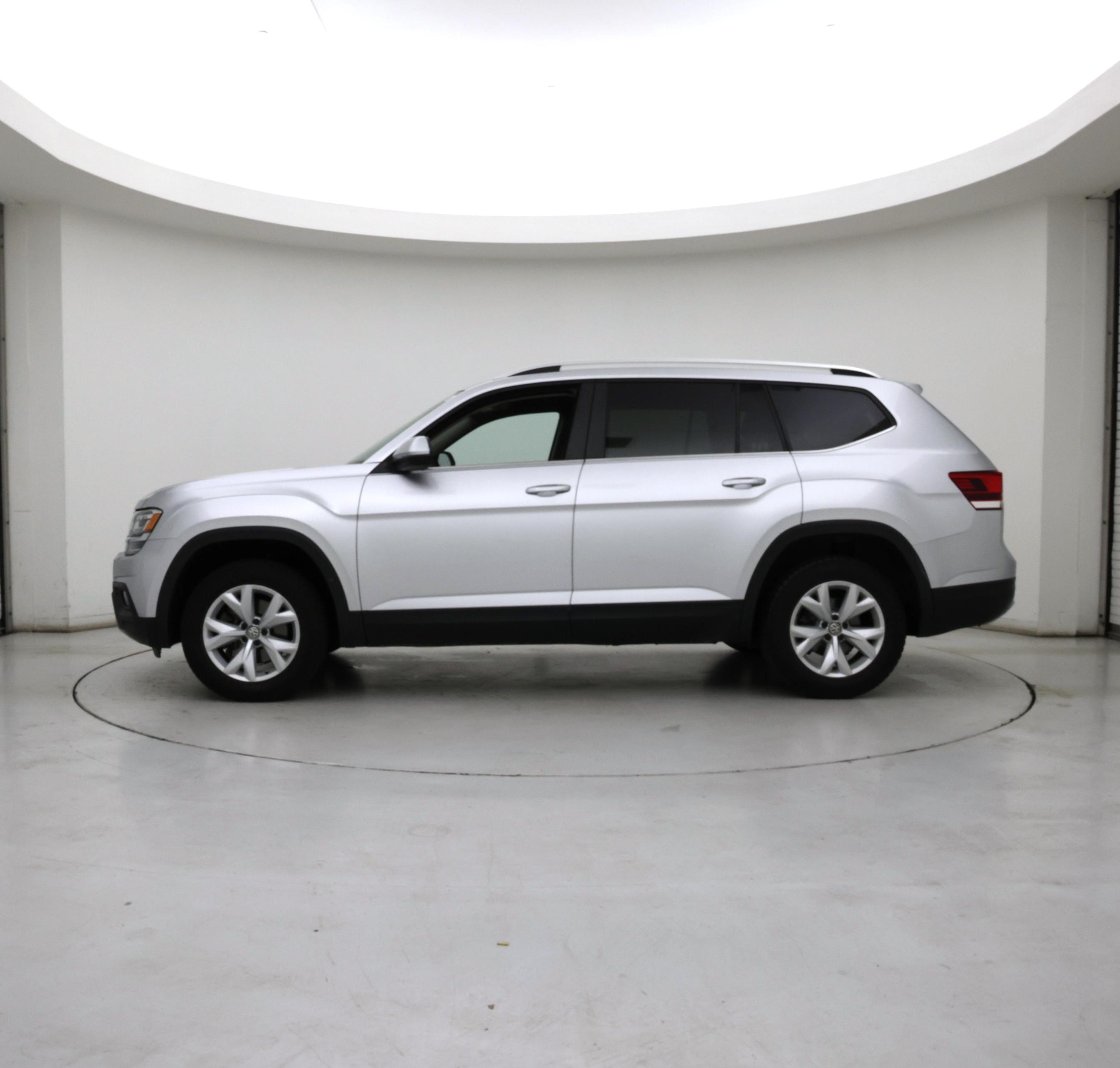 Thumbnail: 2018 Volkswagen Atlas - 3