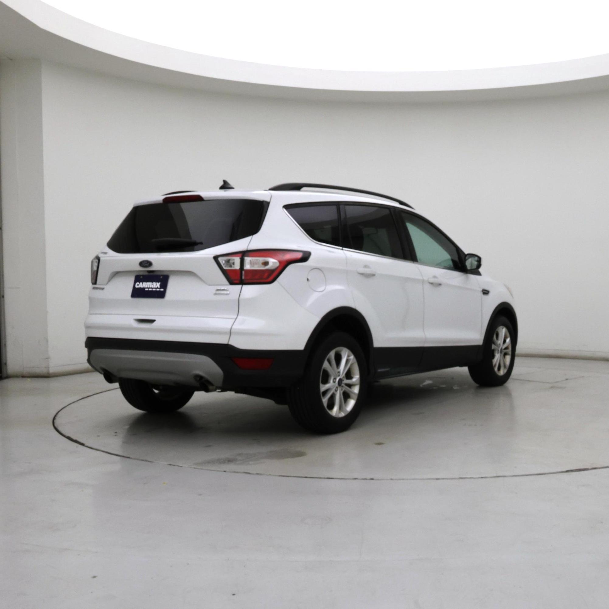 Thumbnail: 2018 Ford Escape - 8