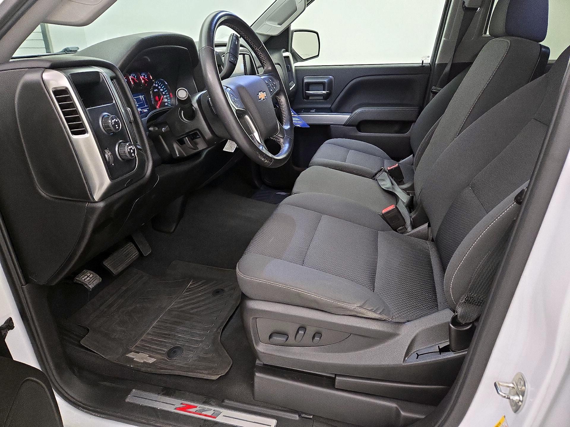 Thumbnail: 2018 Chevrolet Silverado 1500 - 11