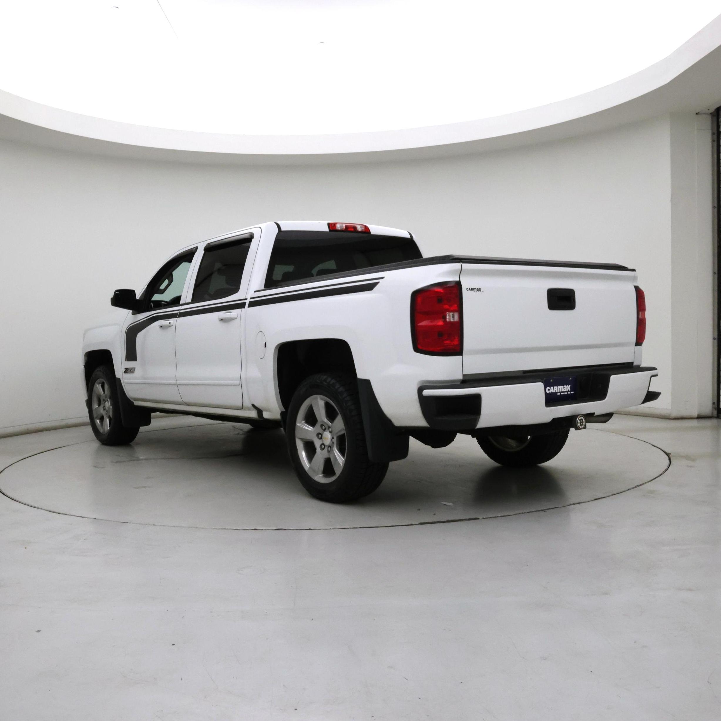 Thumbnail: 2018 Chevrolet Silverado 1500 - 2