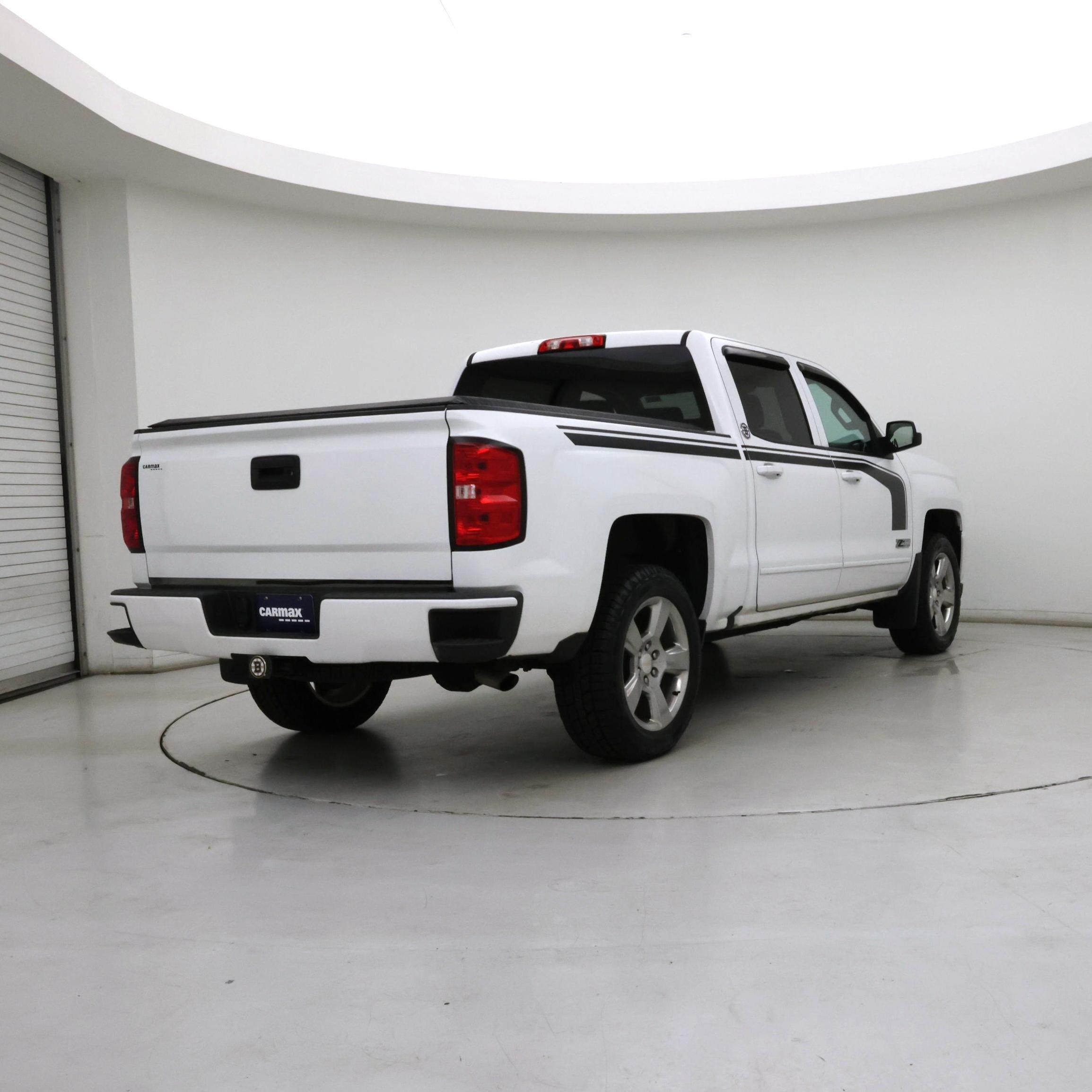 Thumbnail: 2018 Chevrolet Silverado 1500 - 8