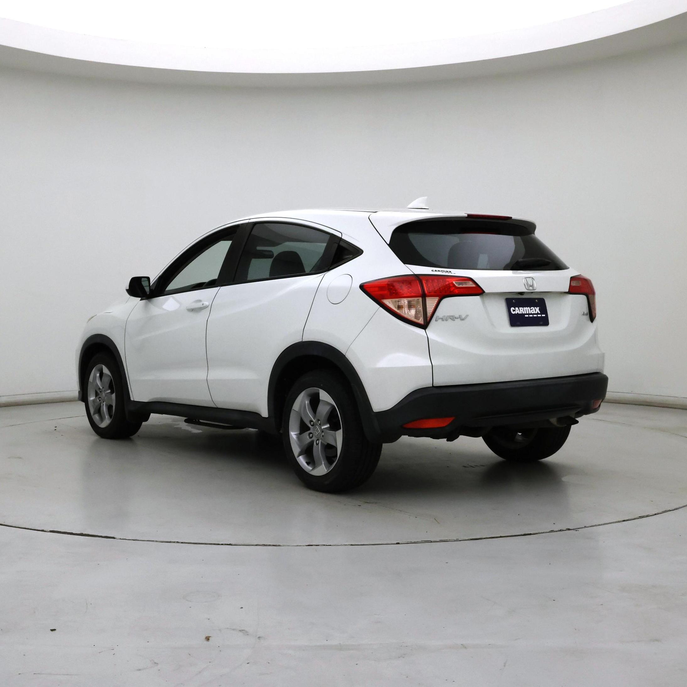 Thumbnail: 2017 Honda HR-V - 2