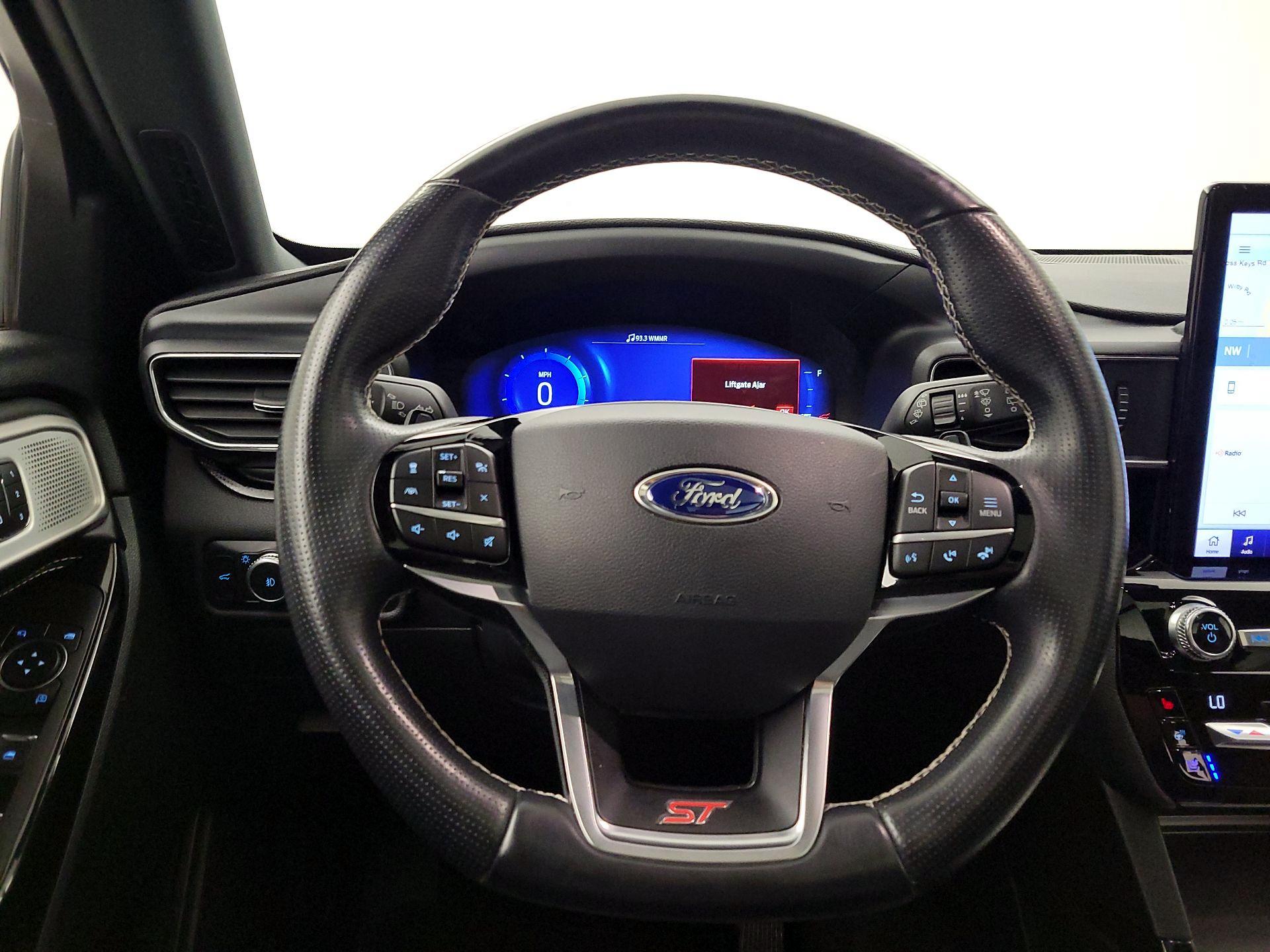 Thumbnail: 2021 Ford Explorer - 10