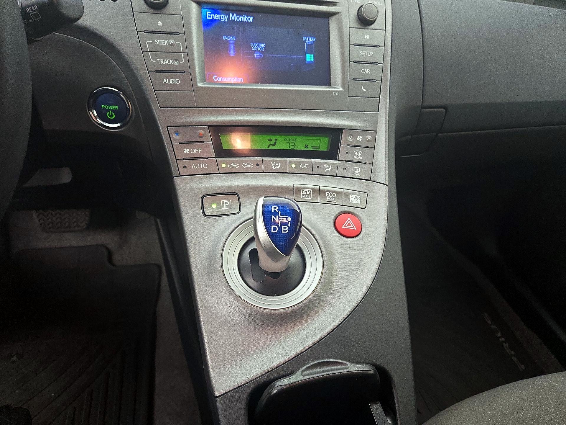 Thumbnail: 2013 Toyota Prius - 16