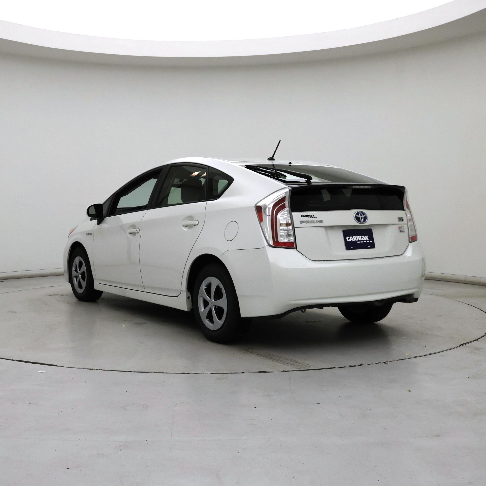 Thumbnail: 2013 Toyota Prius - 2