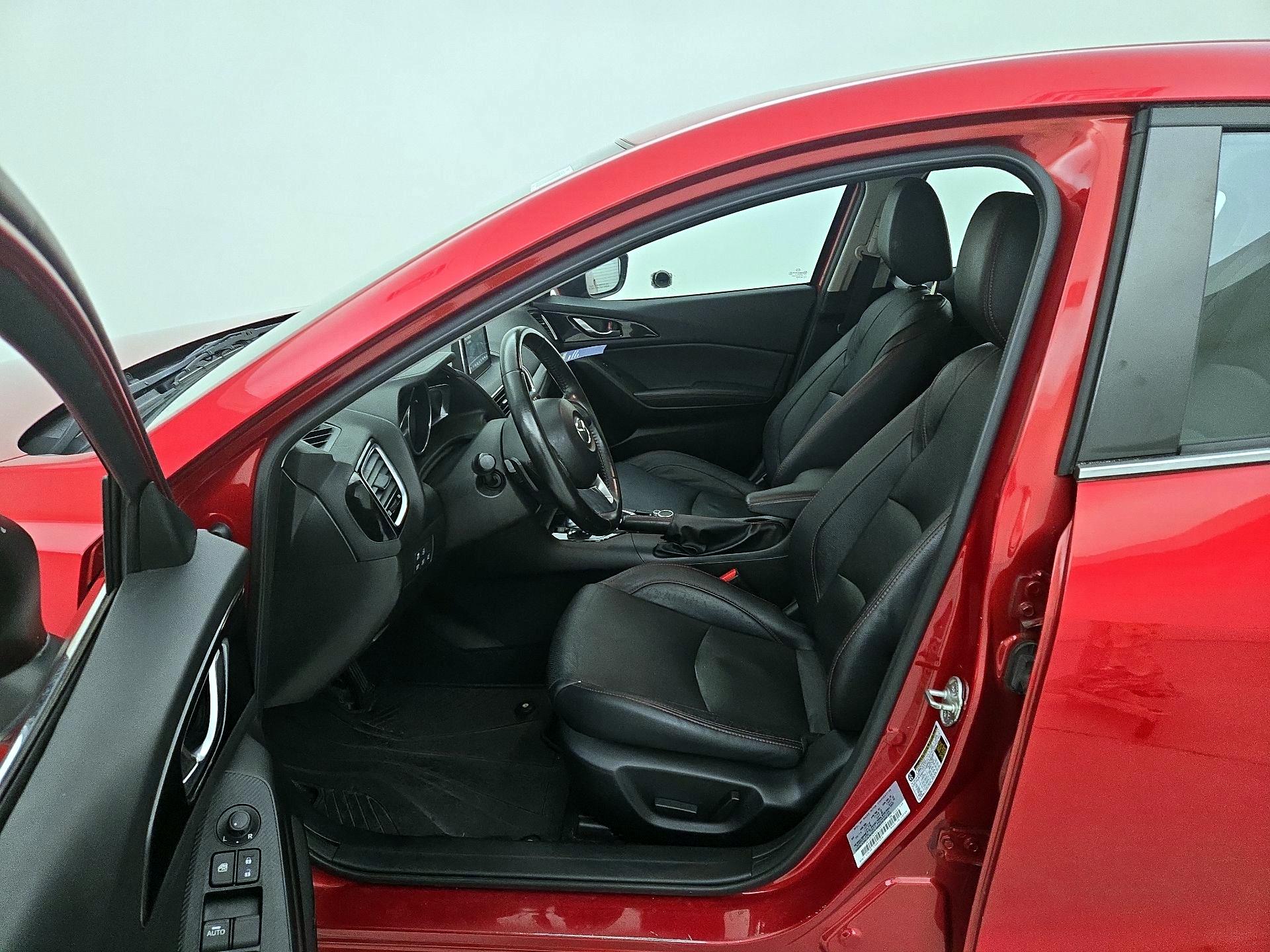 Thumbnail: 2016 Mazda Mazda3 - 11