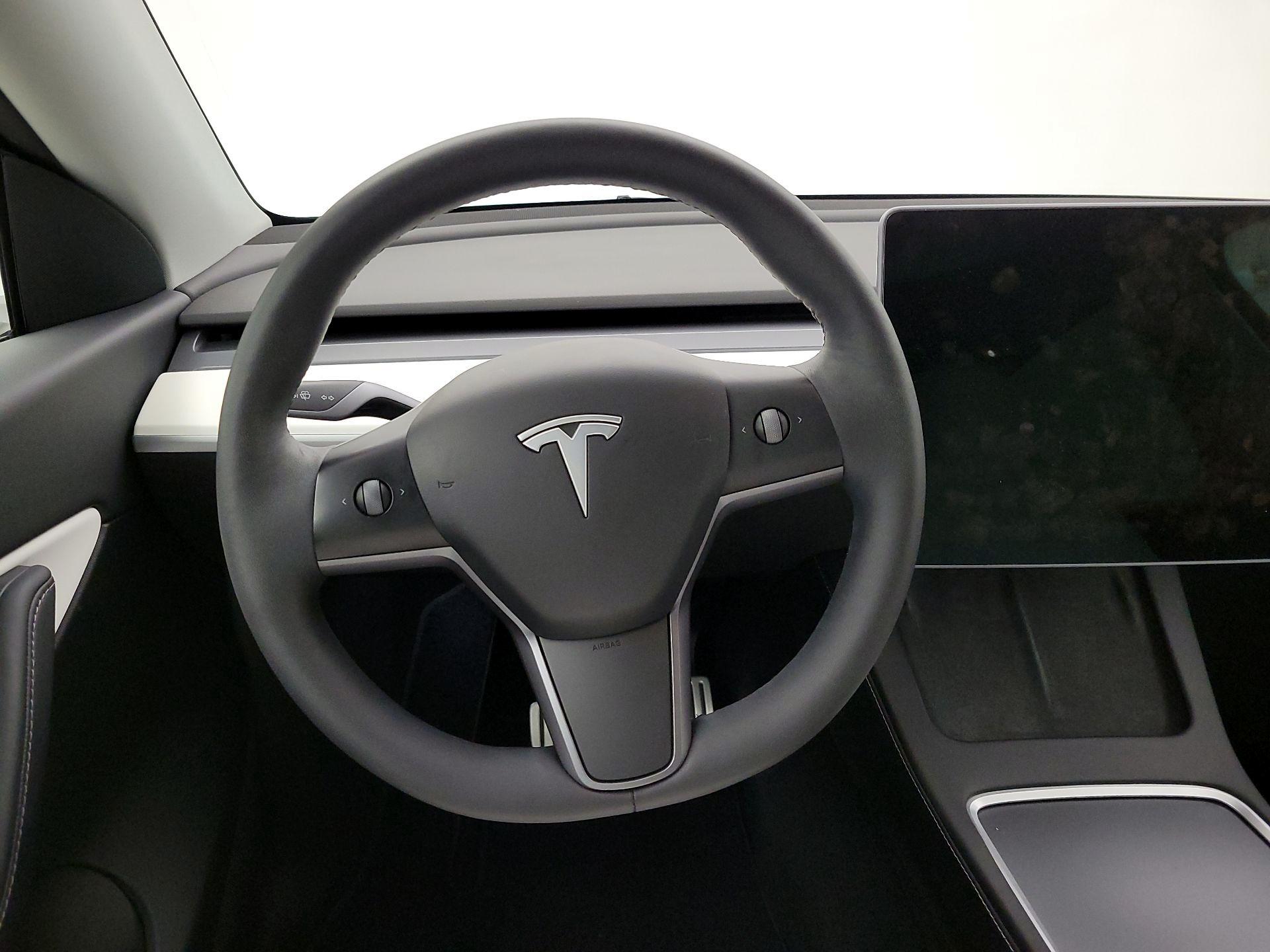 Thumbnail: 2022 Tesla Model Y - 10
