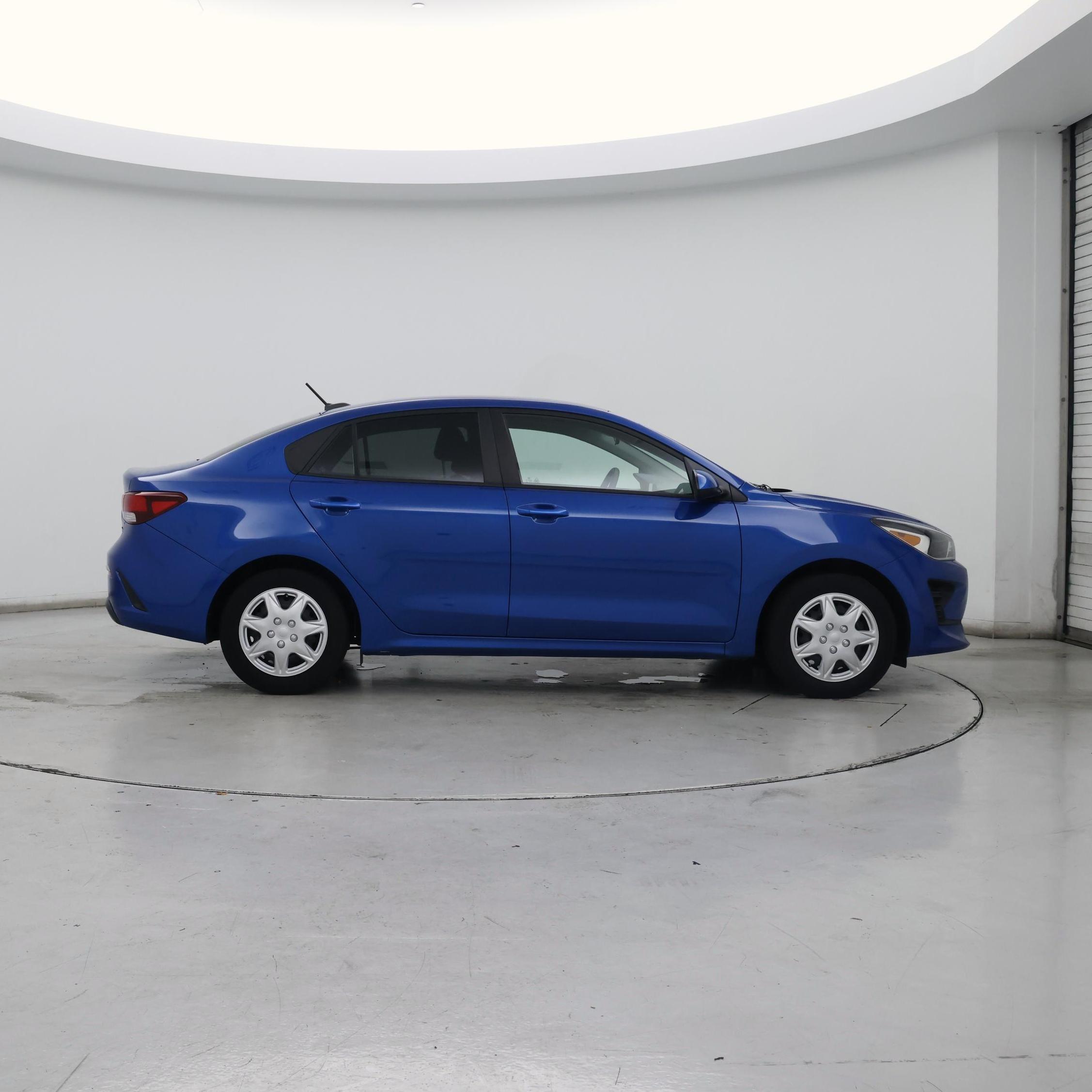 Thumbnail: 2021 Kia Rio - 7