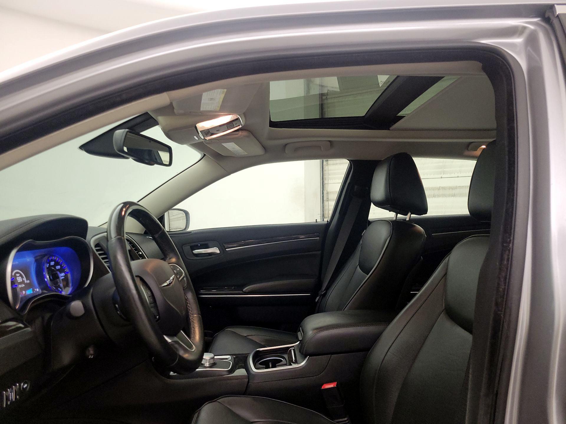 Thumbnail: 2016 Chrysler 300 - 19