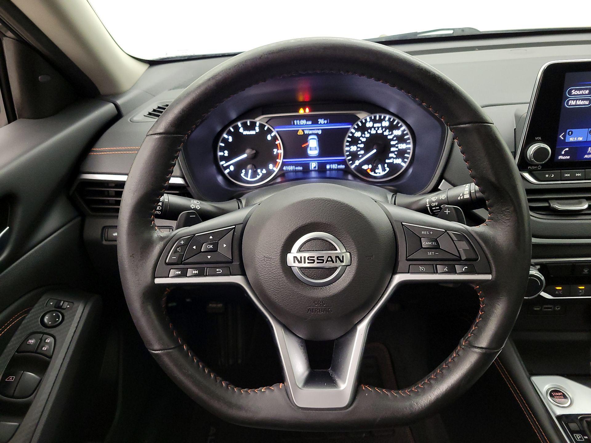 Thumbnail: 2022 Nissan Altima - 10