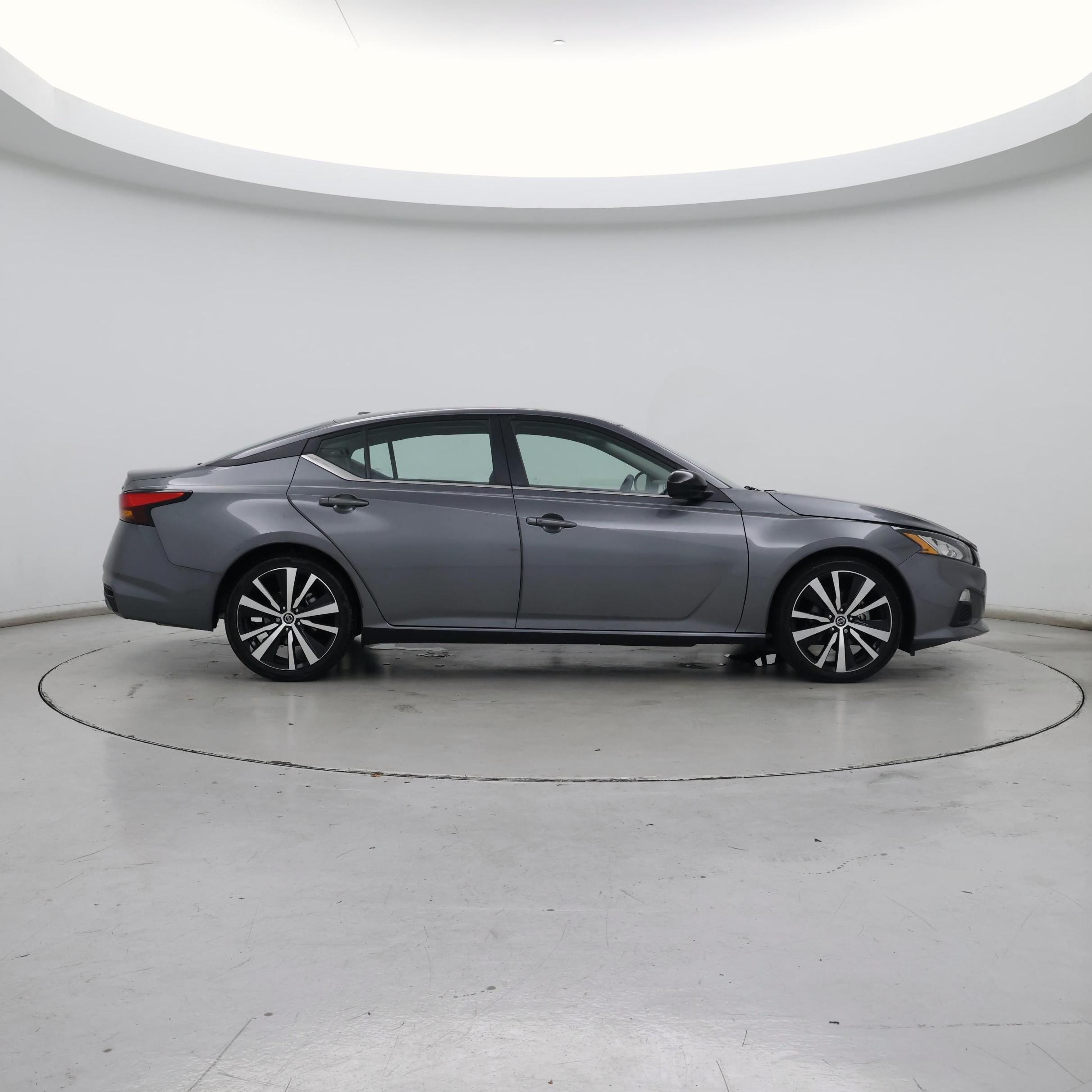 Thumbnail: 2022 Nissan Altima - 7