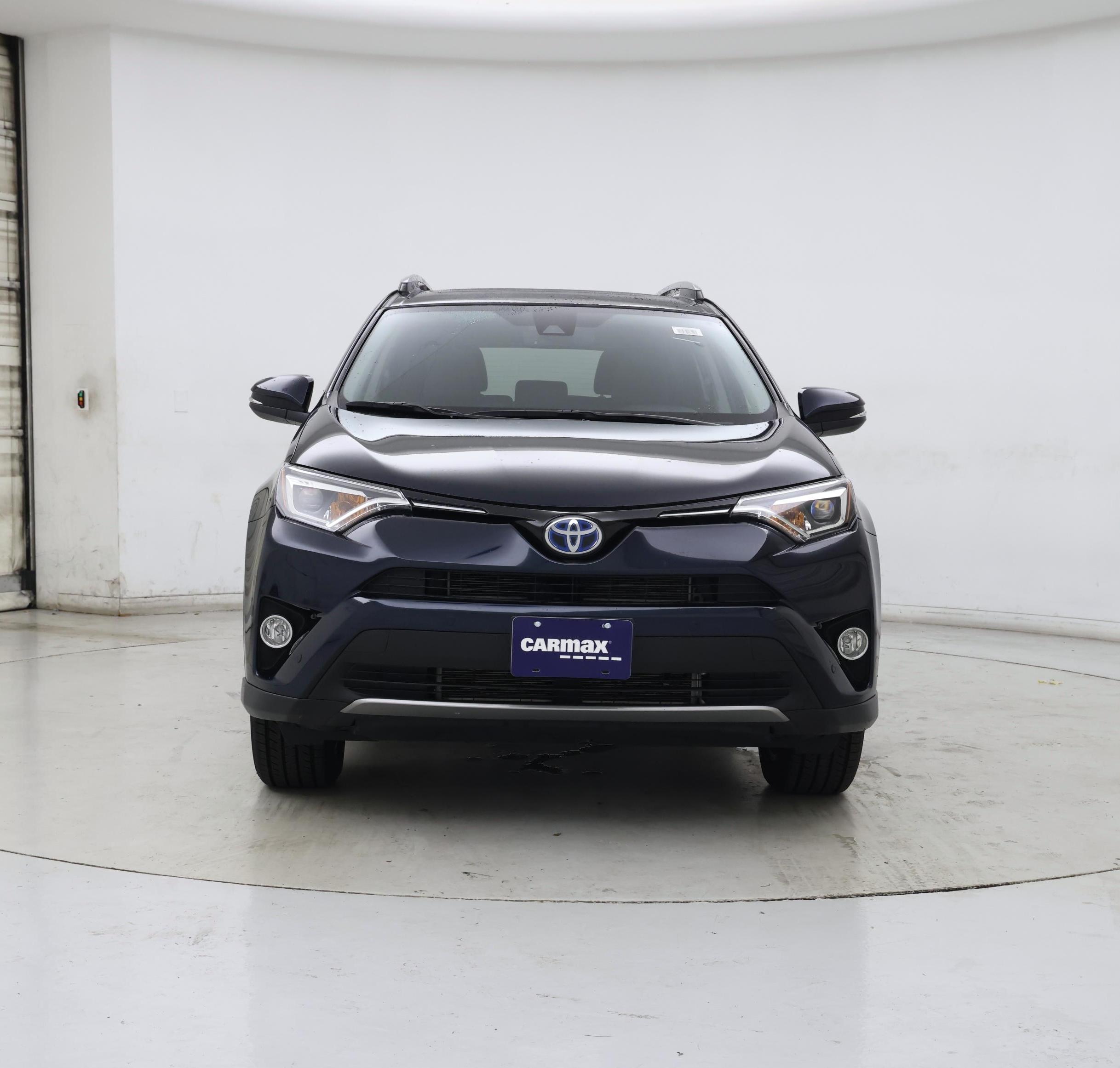 Thumbnail: 2017 Toyota RAV4 - 5