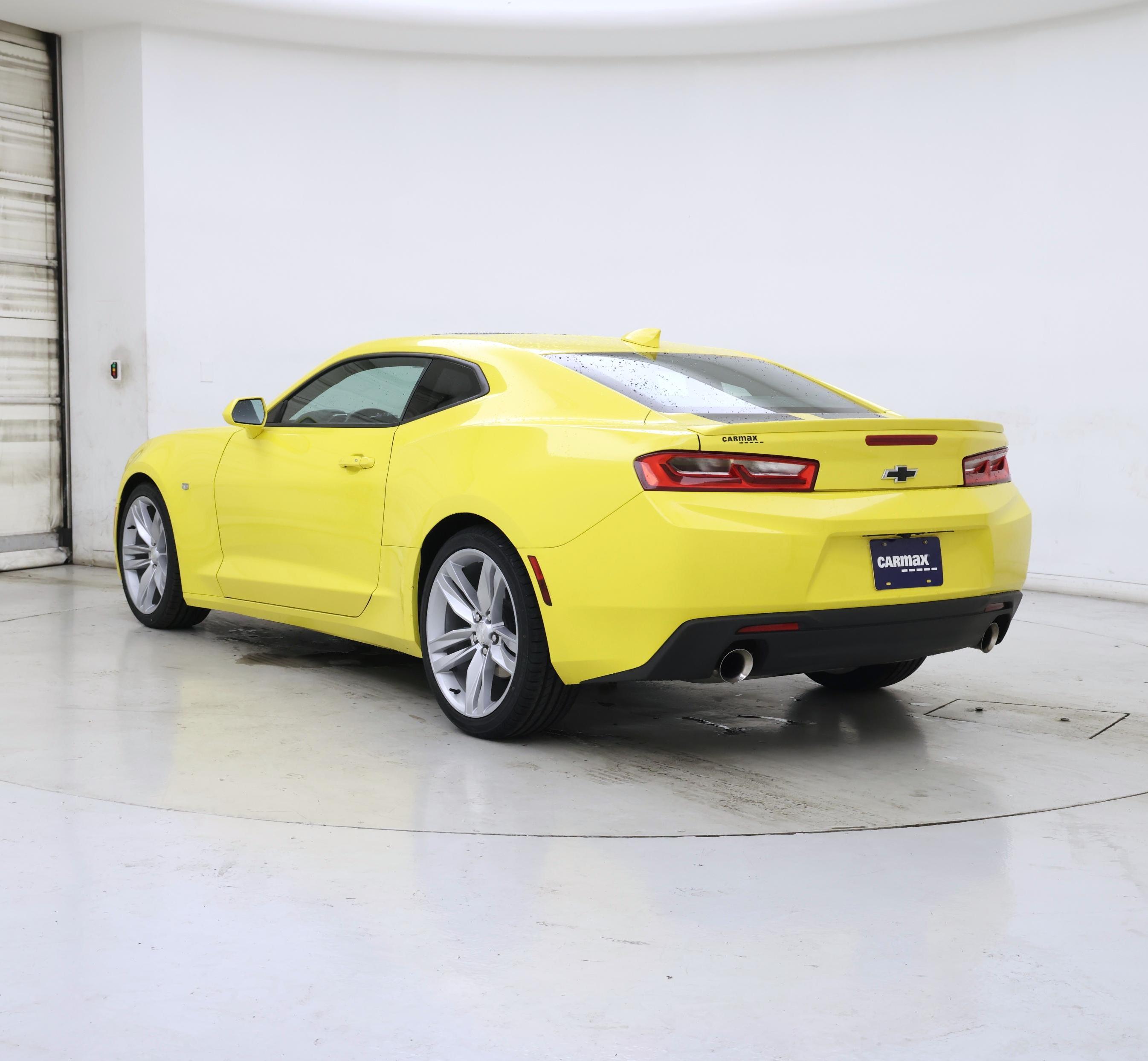 Thumbnail: 2017 Chevrolet Camaro - 2