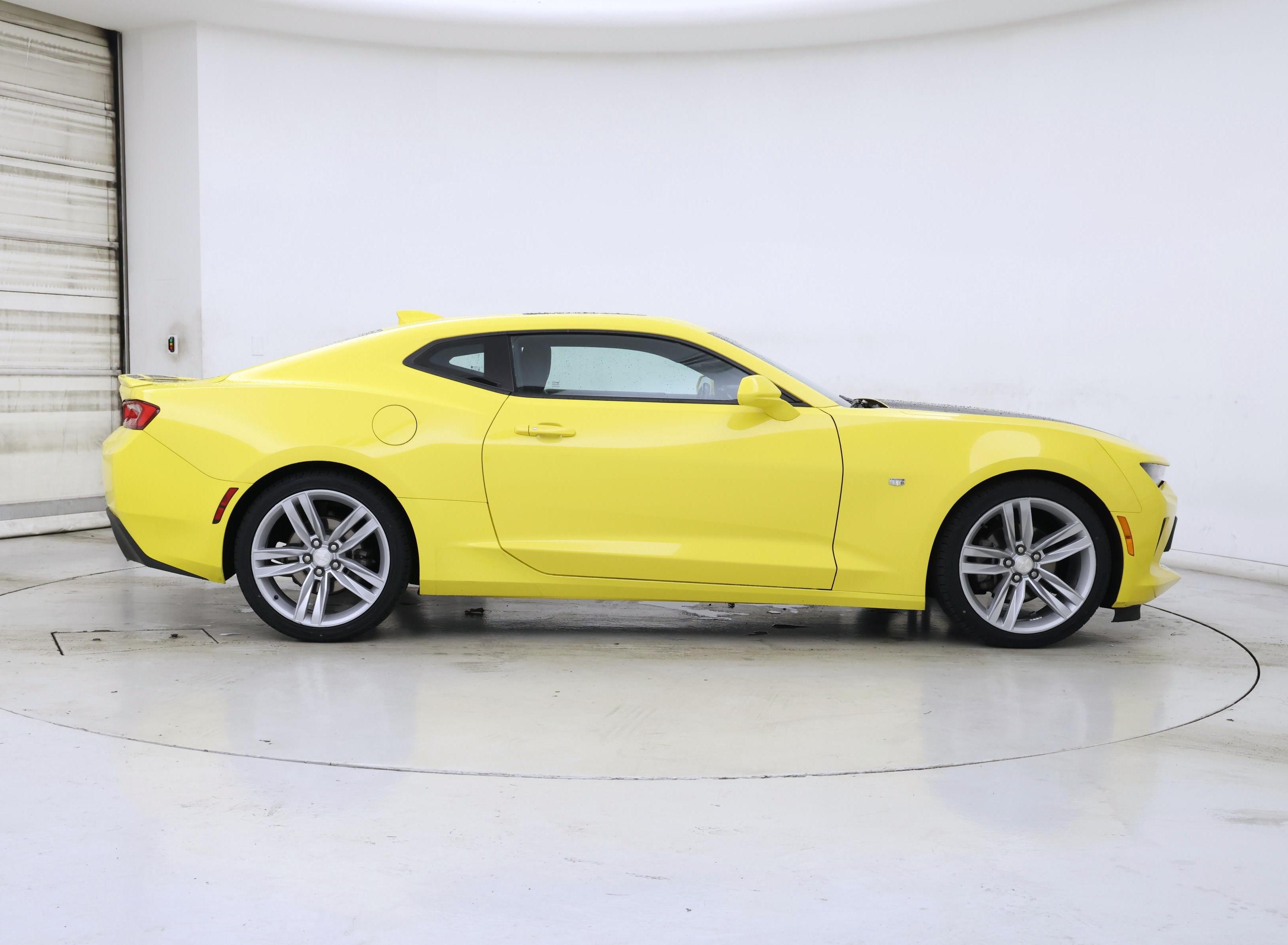 Thumbnail: 2017 Chevrolet Camaro - 7