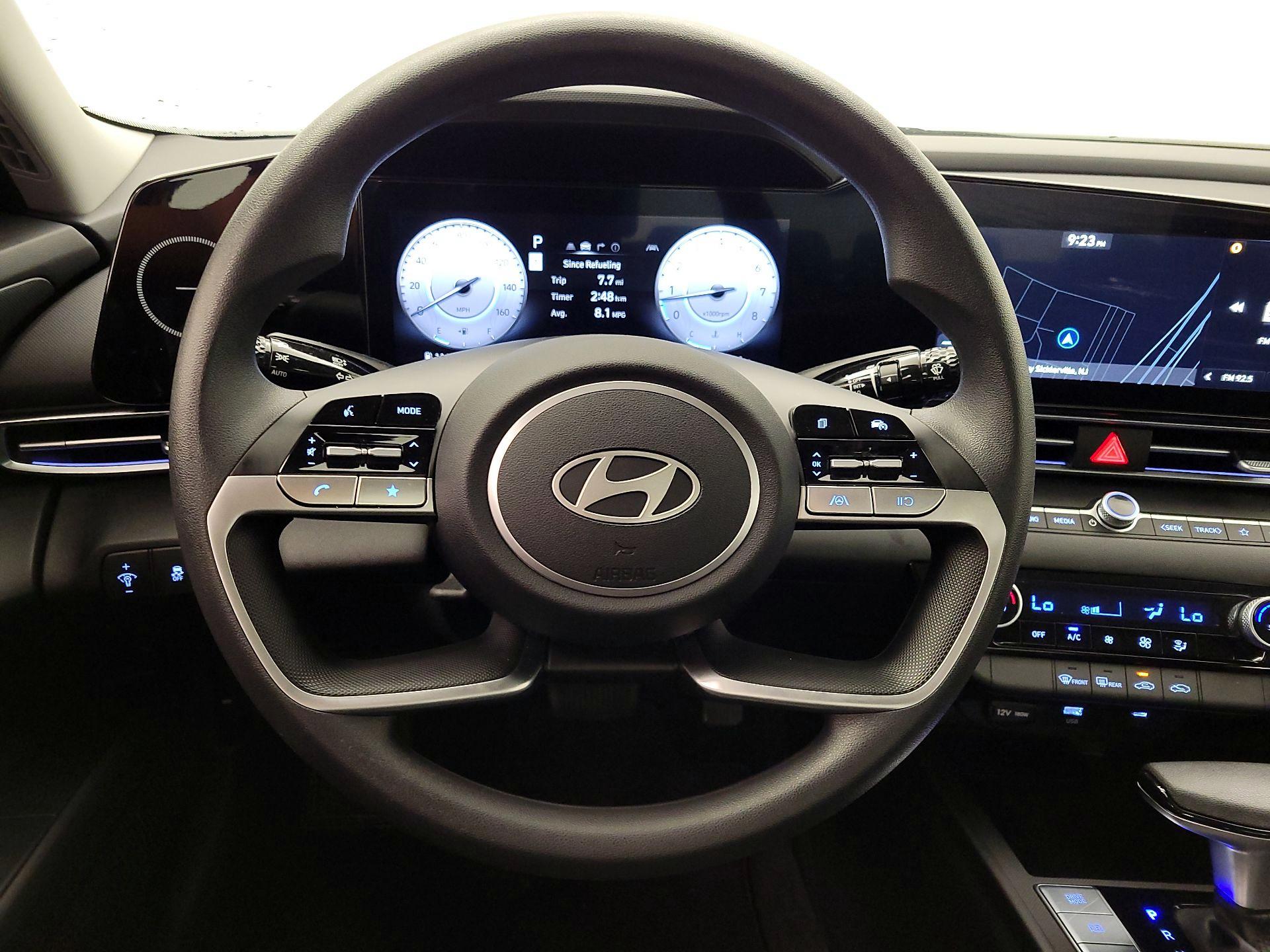 Thumbnail: 2024 Hyundai Elantra - 10