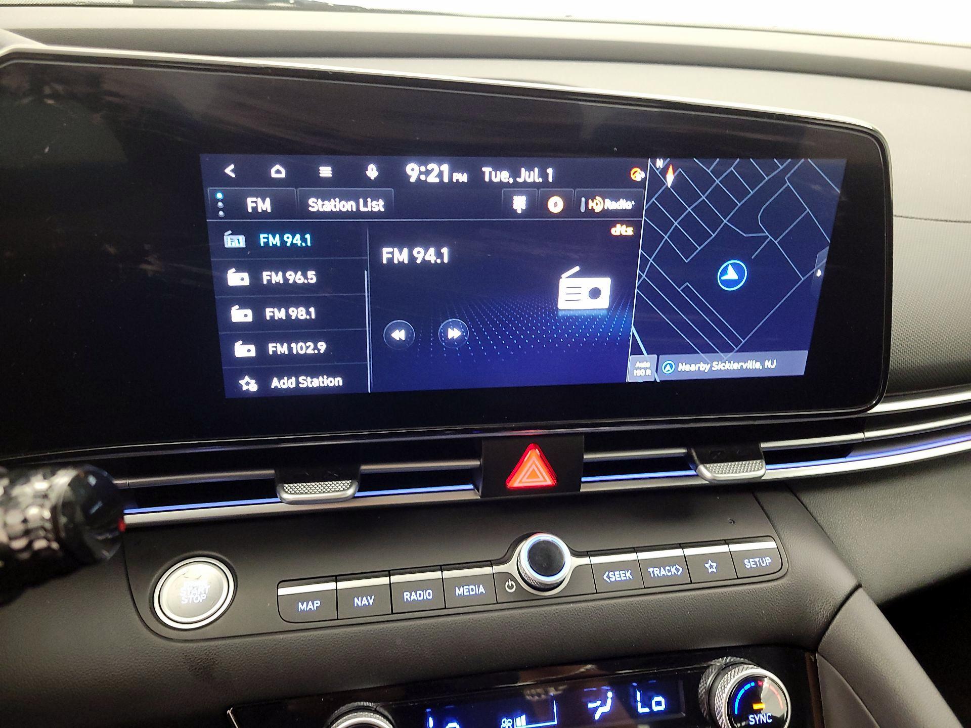 Thumbnail: 2024 Hyundai Elantra - 16